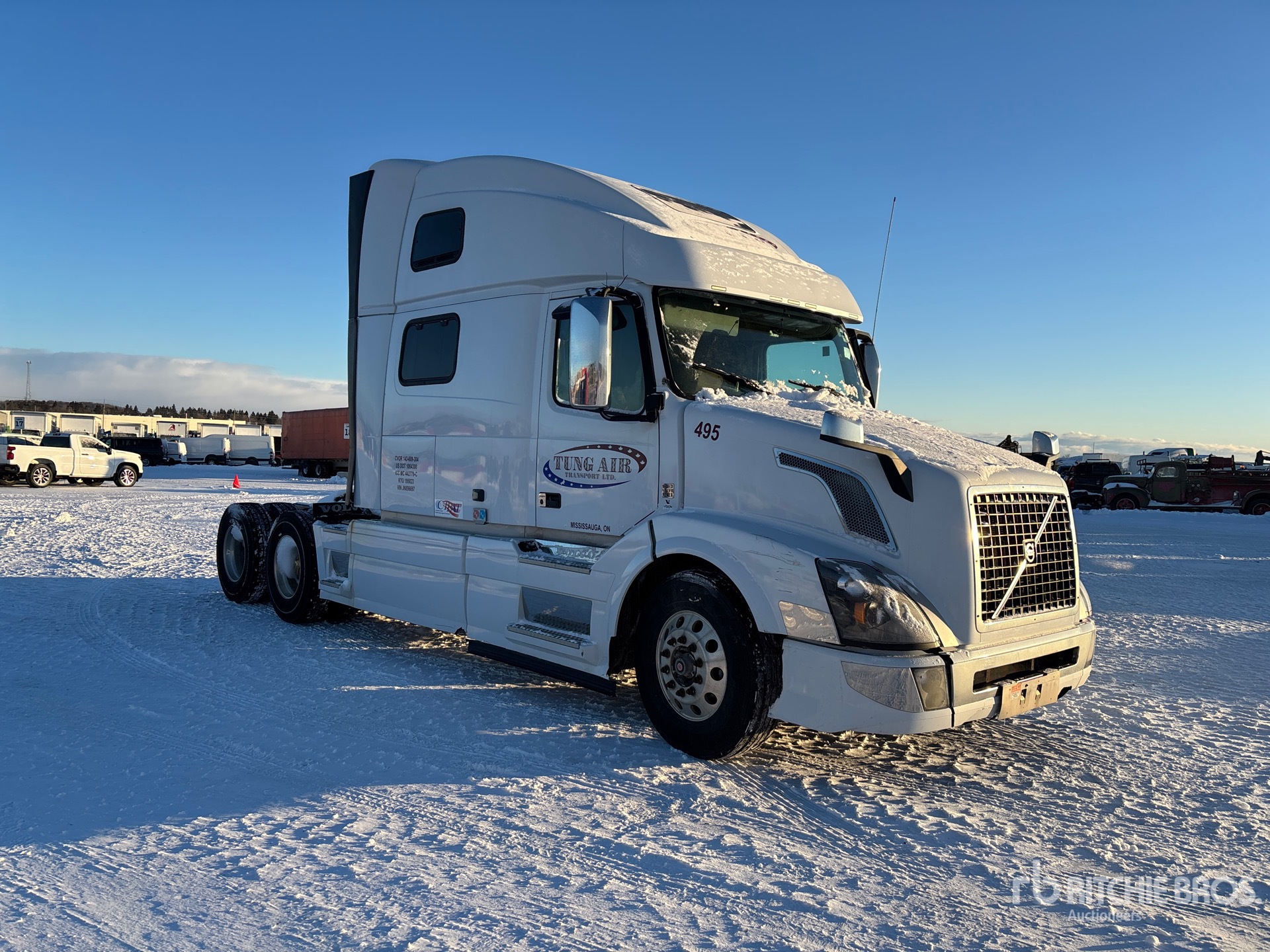 General Appearance with Foto, angolo anteriore destro