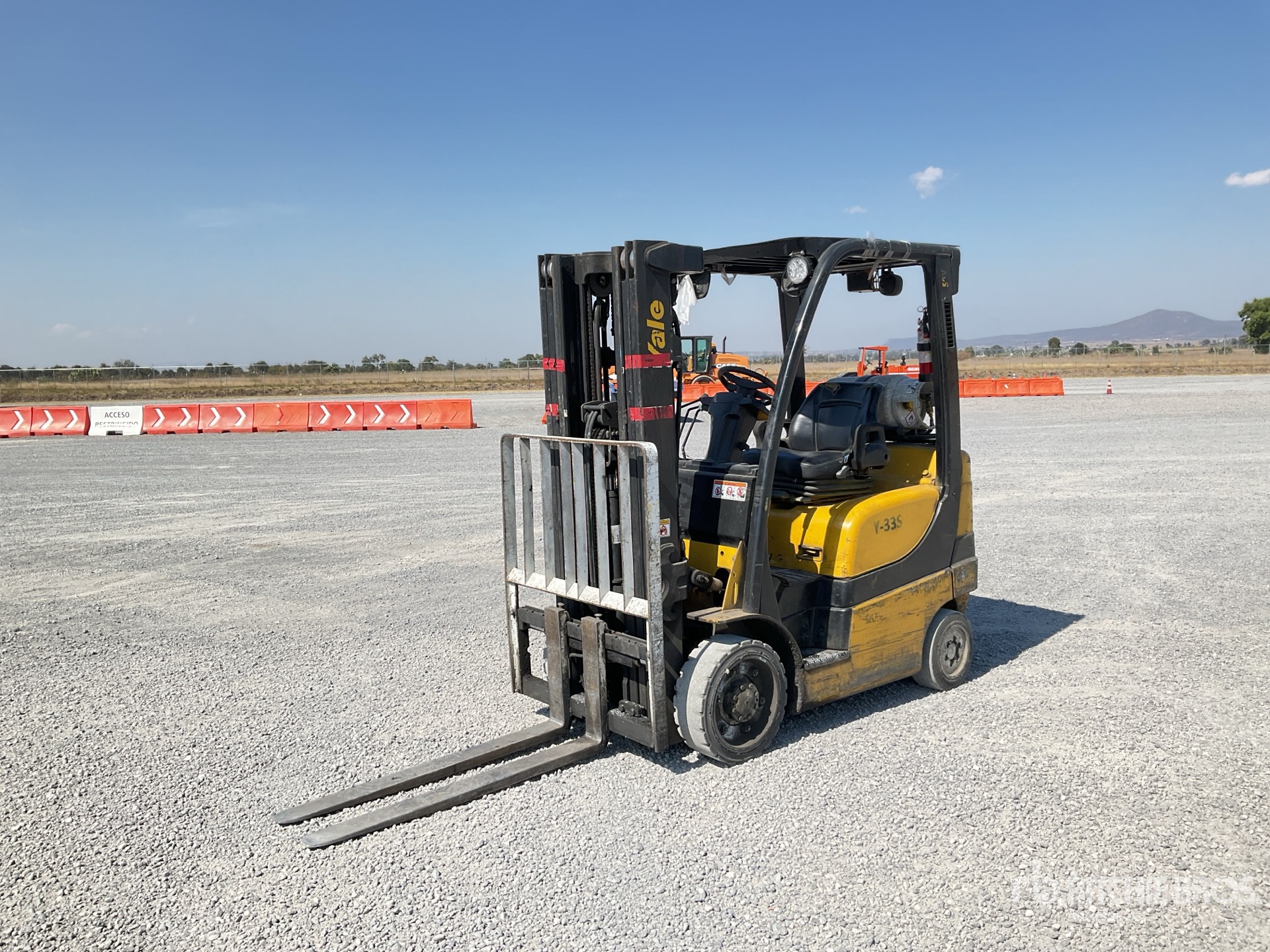 General Appearance with Featured Photo