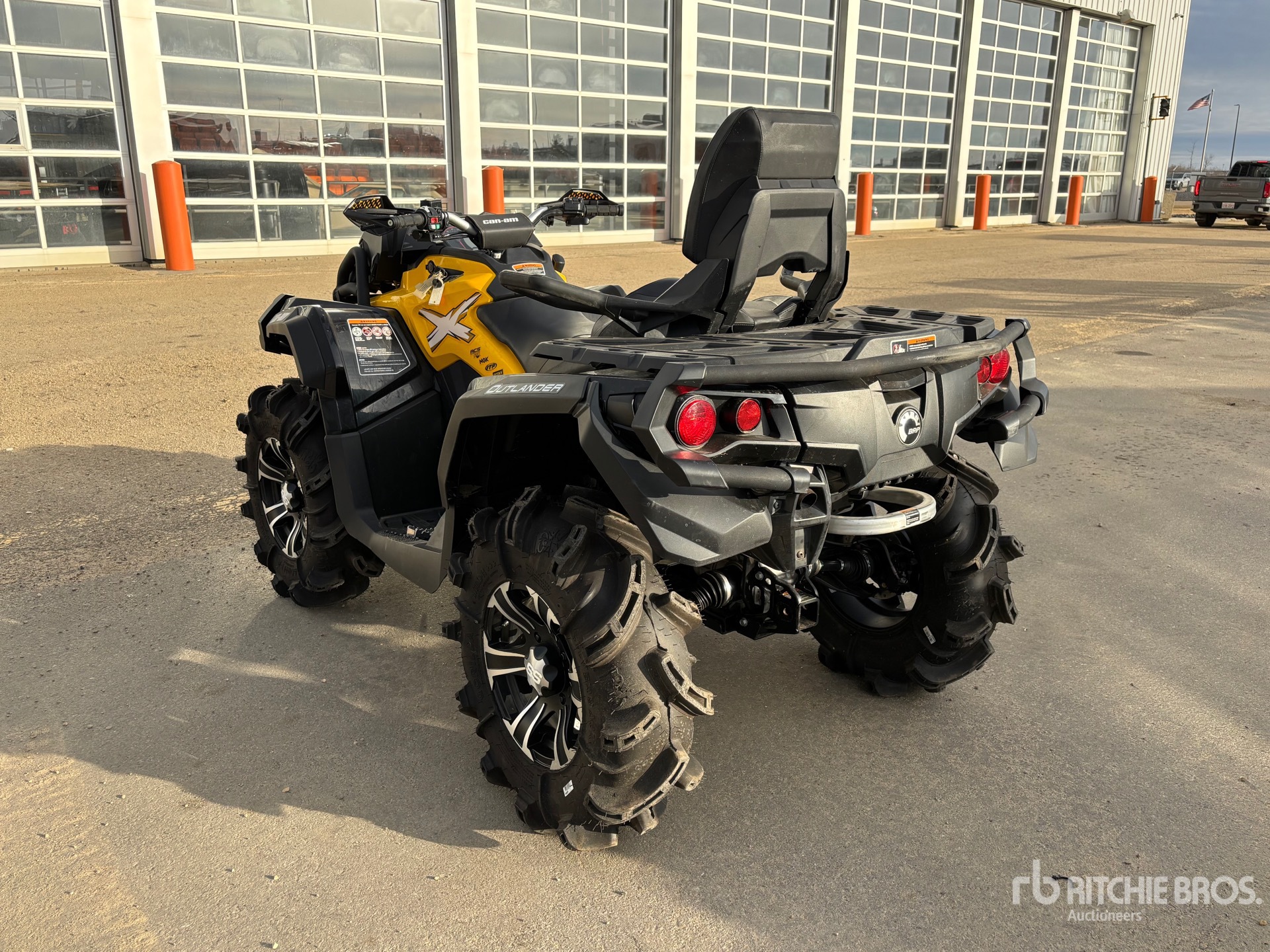 General Appearance with Imagen: esquina trasera izquierda