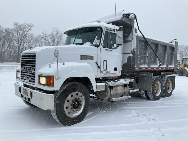 1999 Mack CH613 6x4 T/A Dump Truck