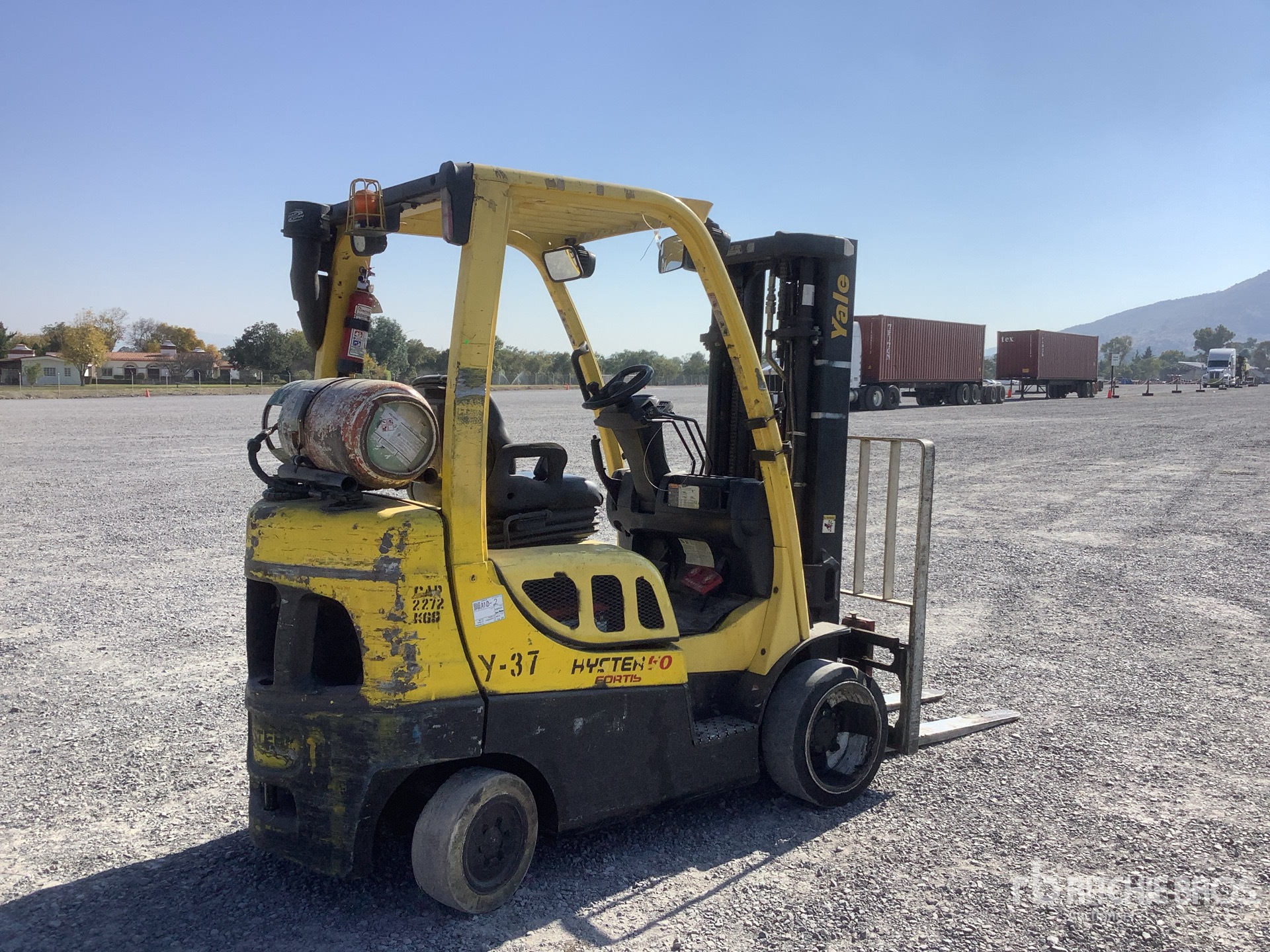 General Appearance with Picture, Right Rear Corner