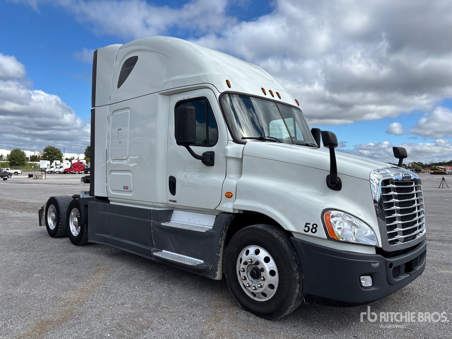 Aspect général with Image, coin avant droit