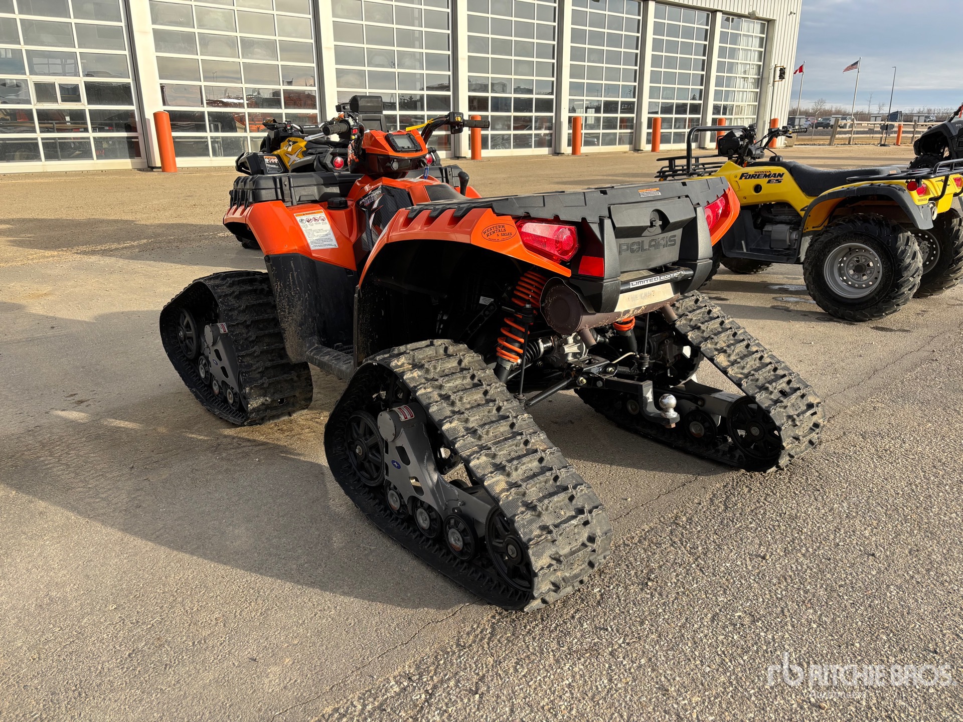 General Appearance with Imagen: esquina trasera izquierda