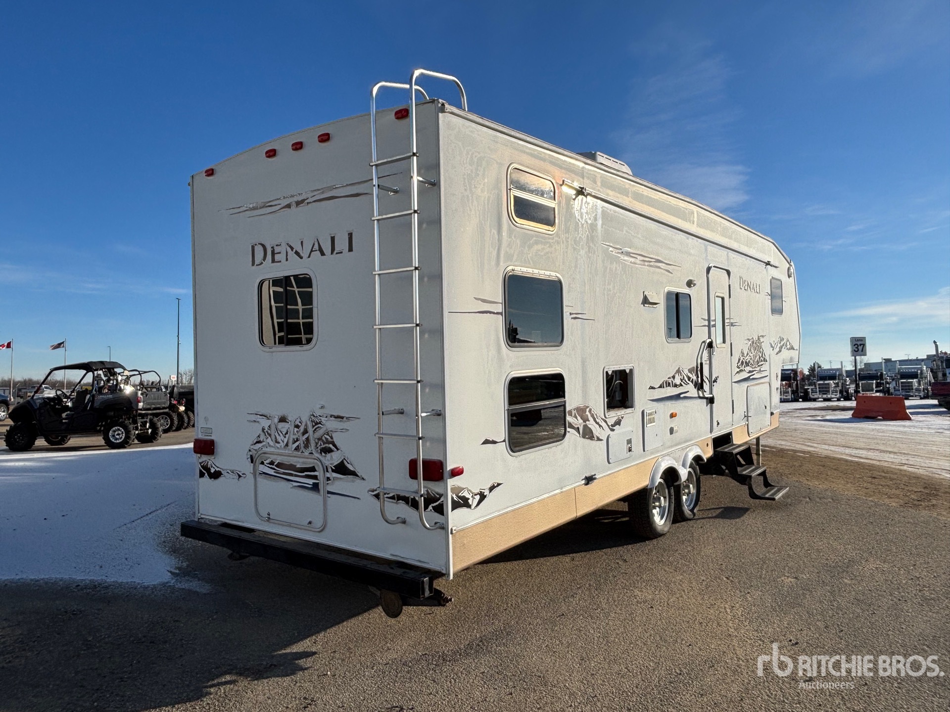 General Appearance with Picture, Right Rear Corner