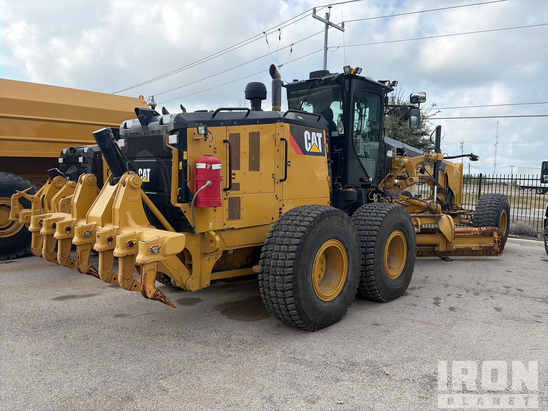 General Appearance with Imagen: esquina trasera derecha