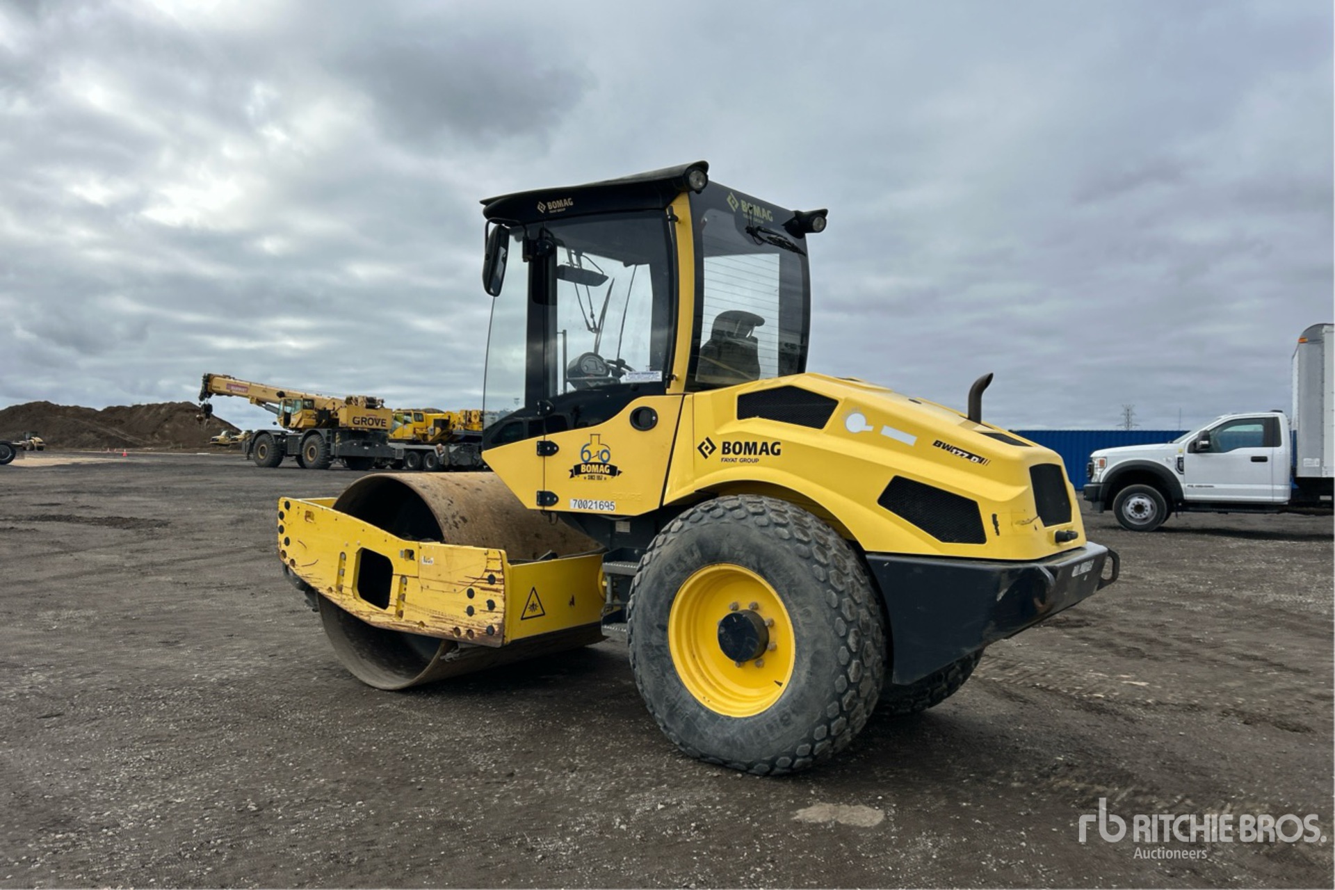 General Appearance with Imagen: esquina trasera izquierda