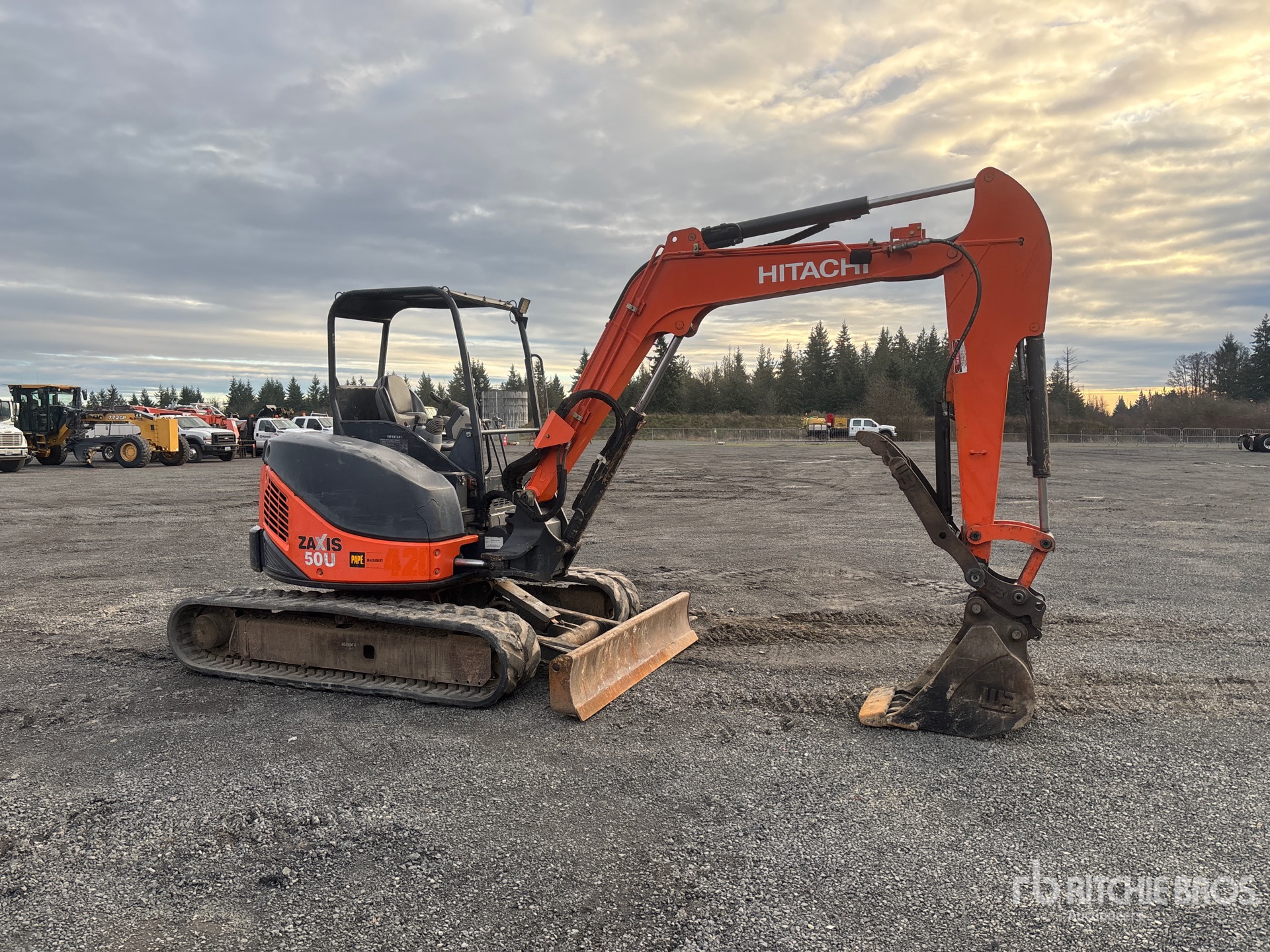 General Appearance with Picture, Right Front Corner