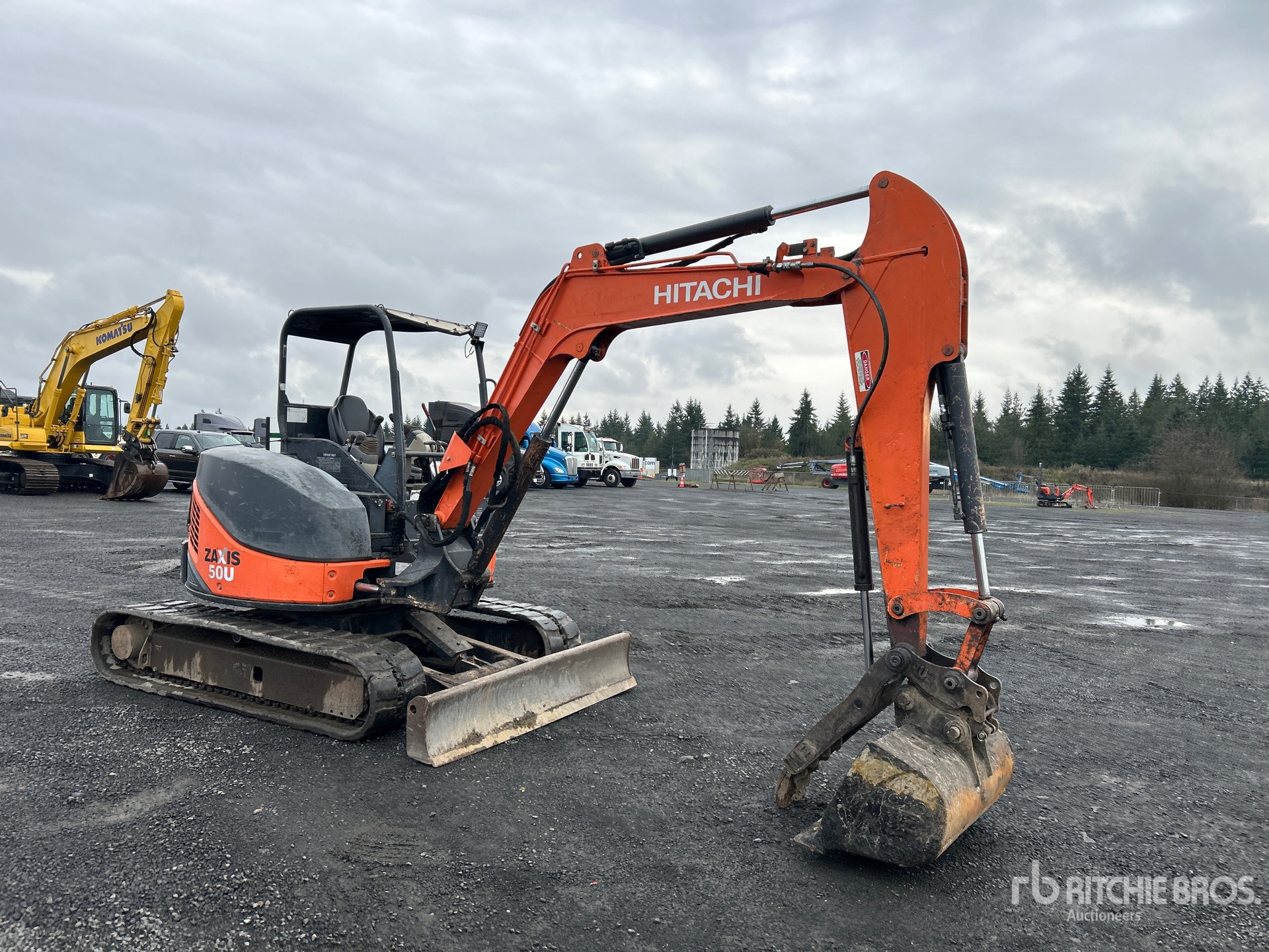 General Appearance with Picture, Right Front Corner