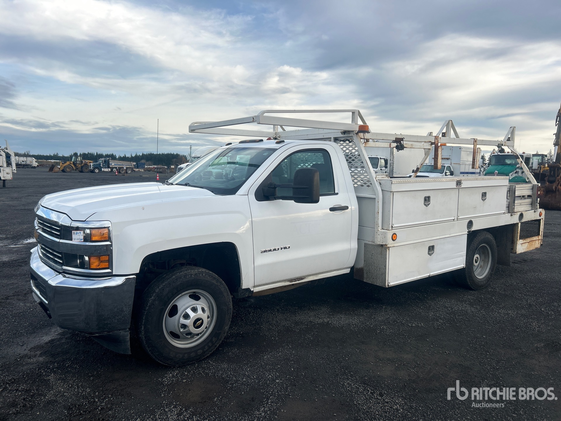 General Appearance with Picture, Left Front Corner