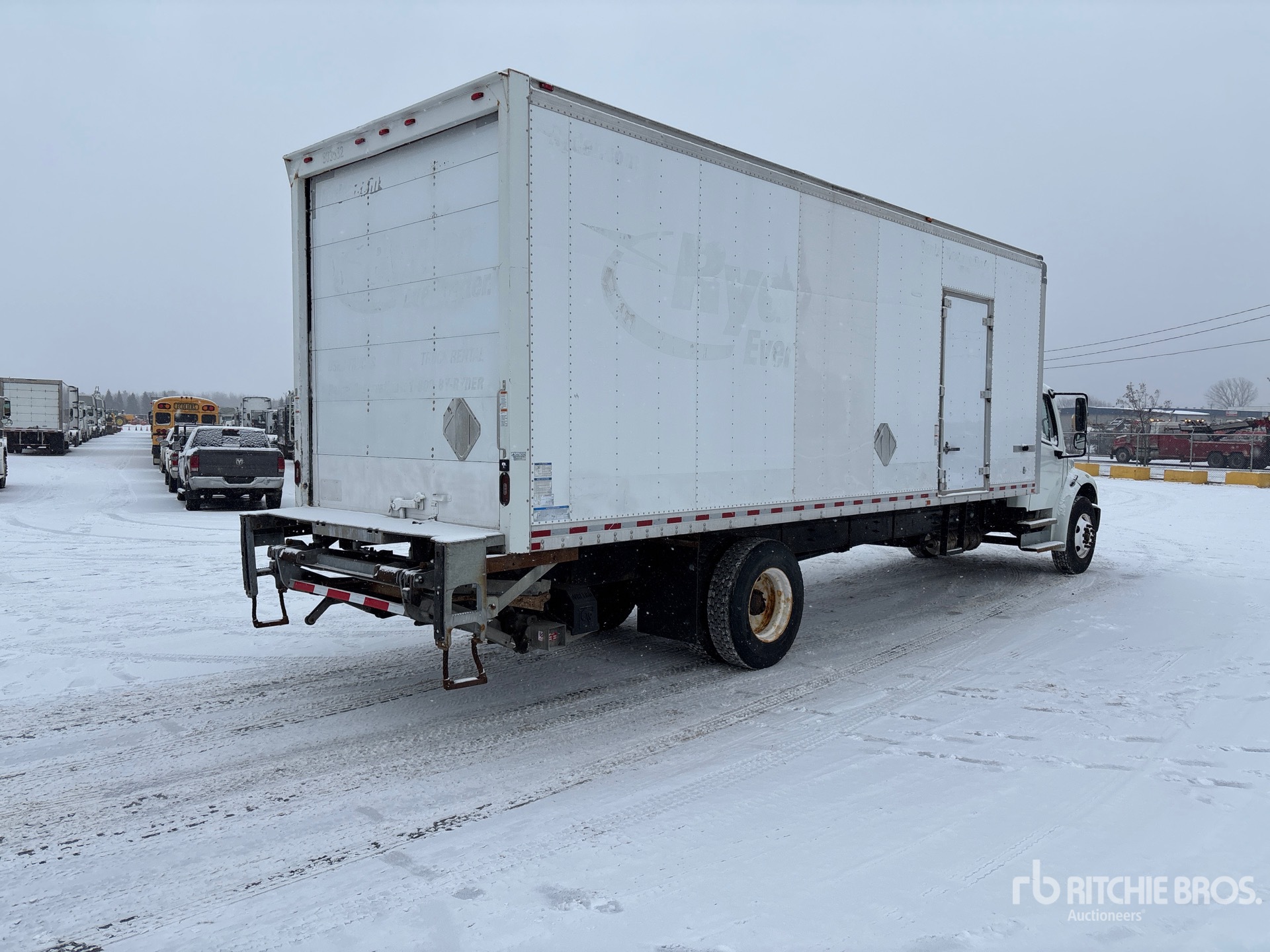 General Appearance with Bild, Ecke hinten rechts