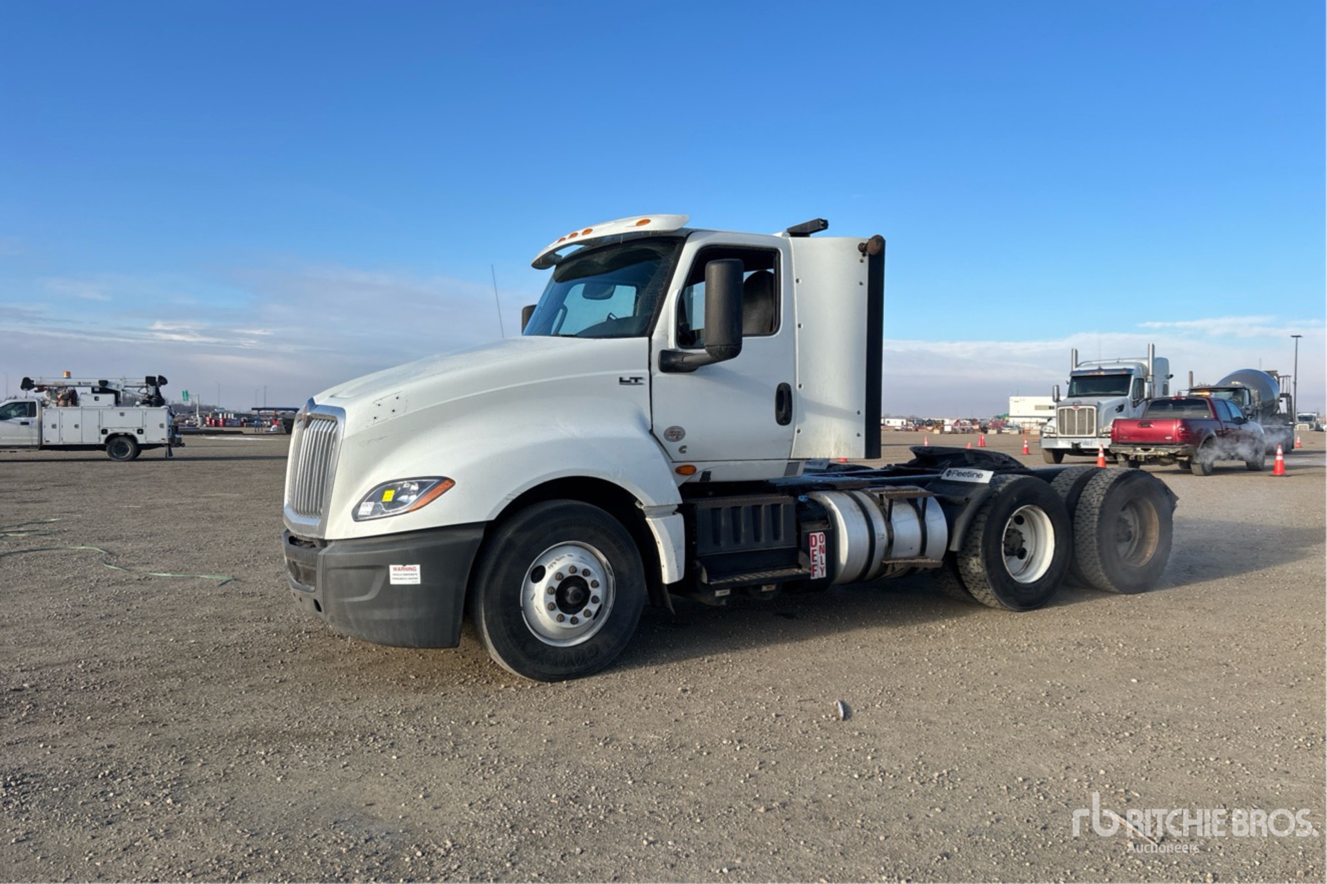 General Appearance with Picture, Left Front Corner