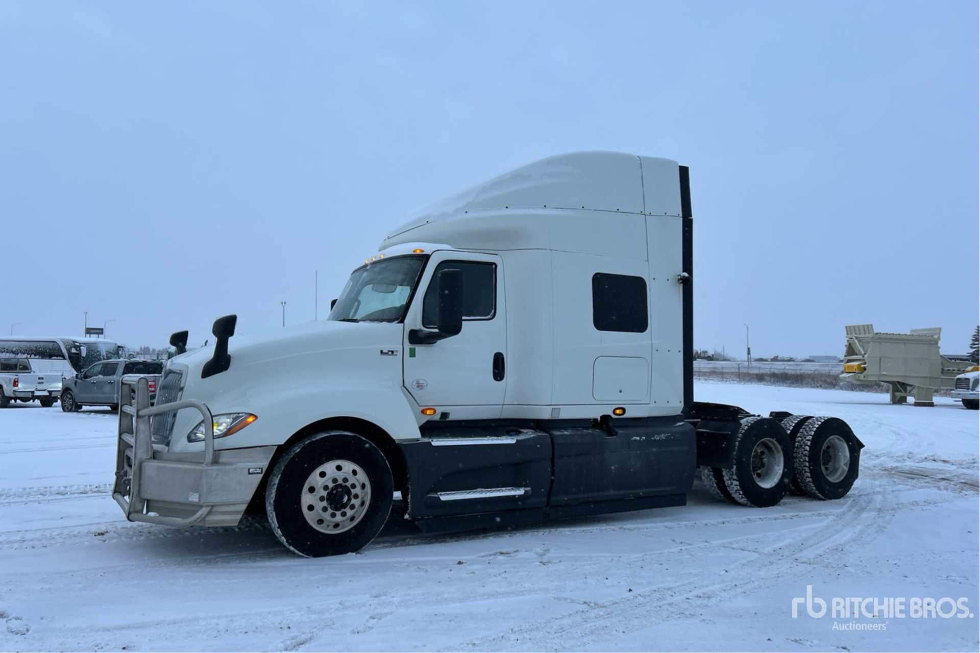 General Appearance with Picture, Left Front Corner