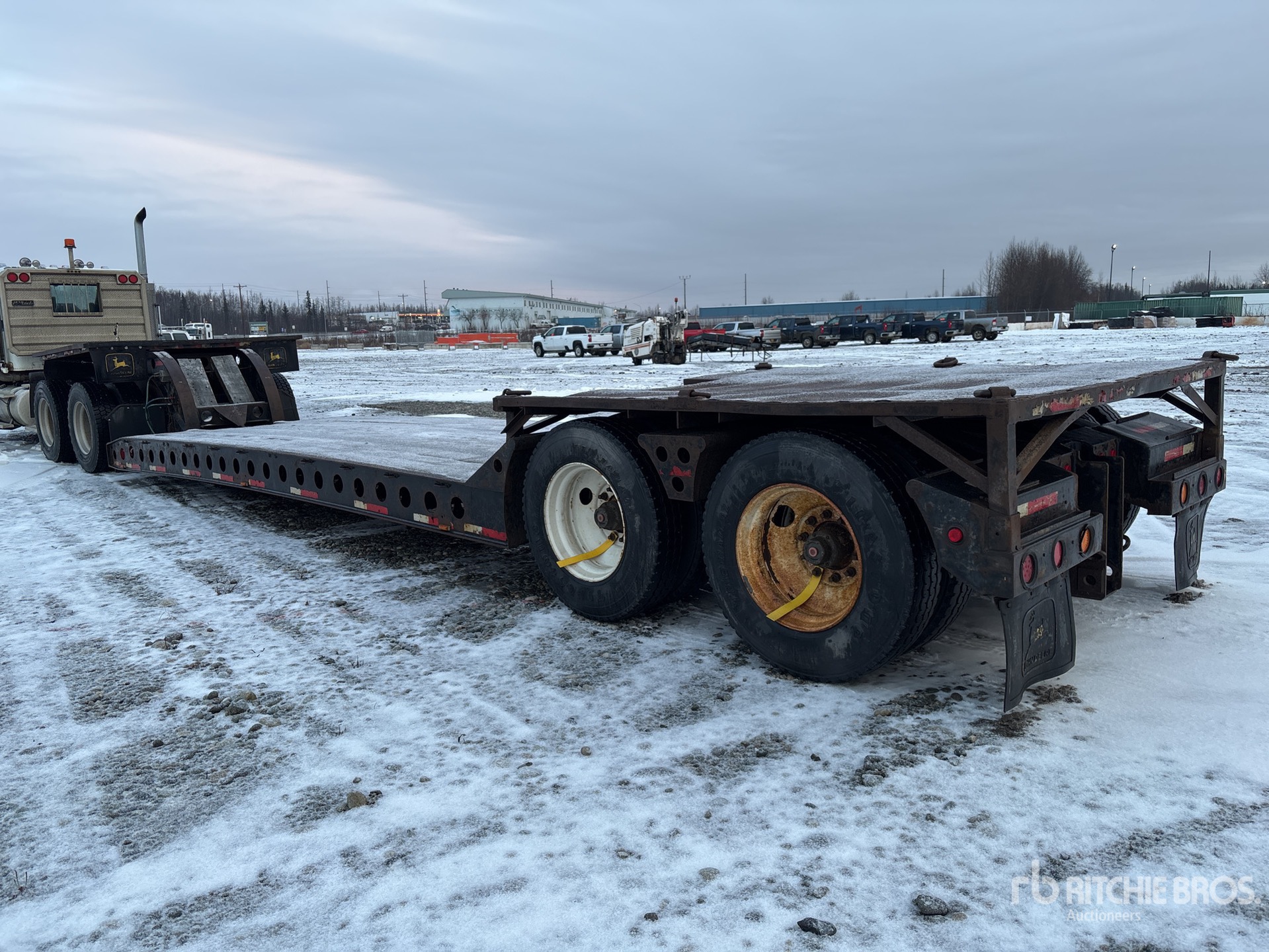 Aspect général with Image, coin arrière gauche