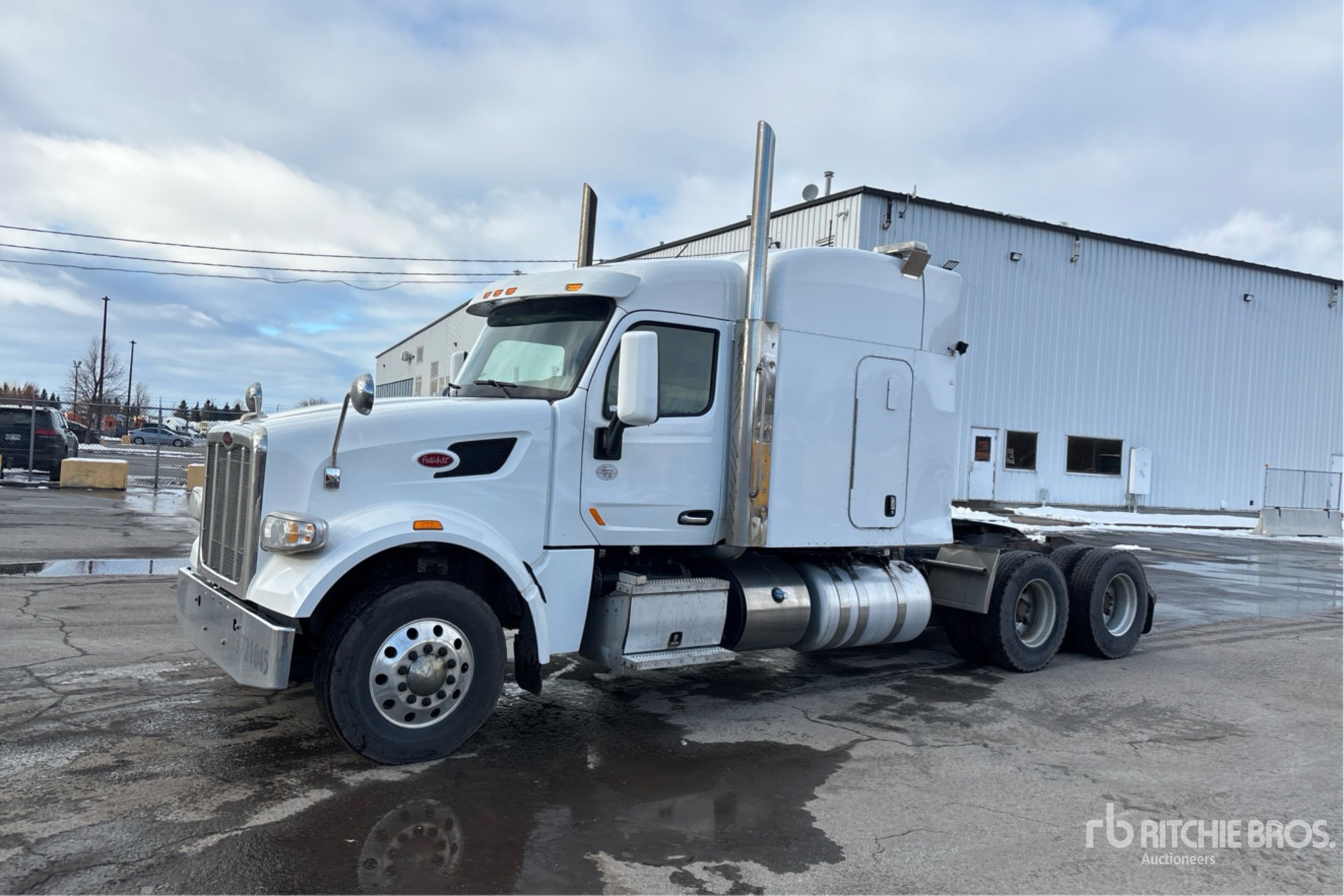 General Appearance with Picture, Left Front Corner