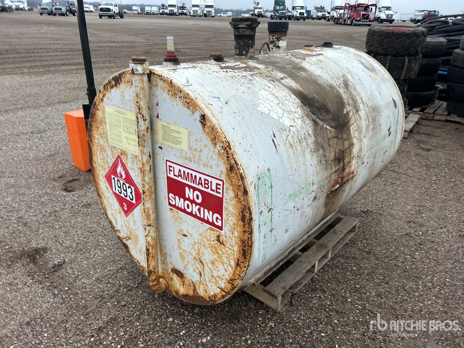 General Appearance with Imagen: esquina trasera derecha