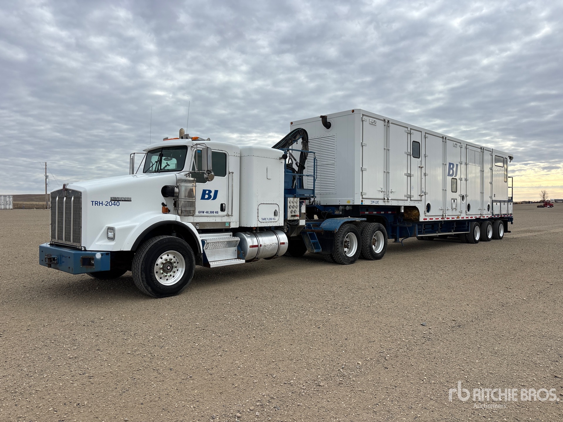 General Appearance with Bild, Ecke vorne links