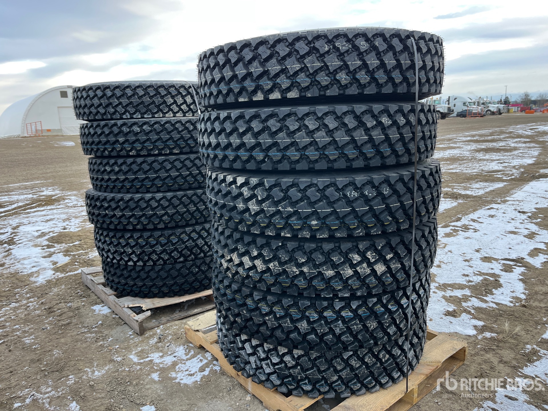 Aspect général with Image, coin arrière gauche