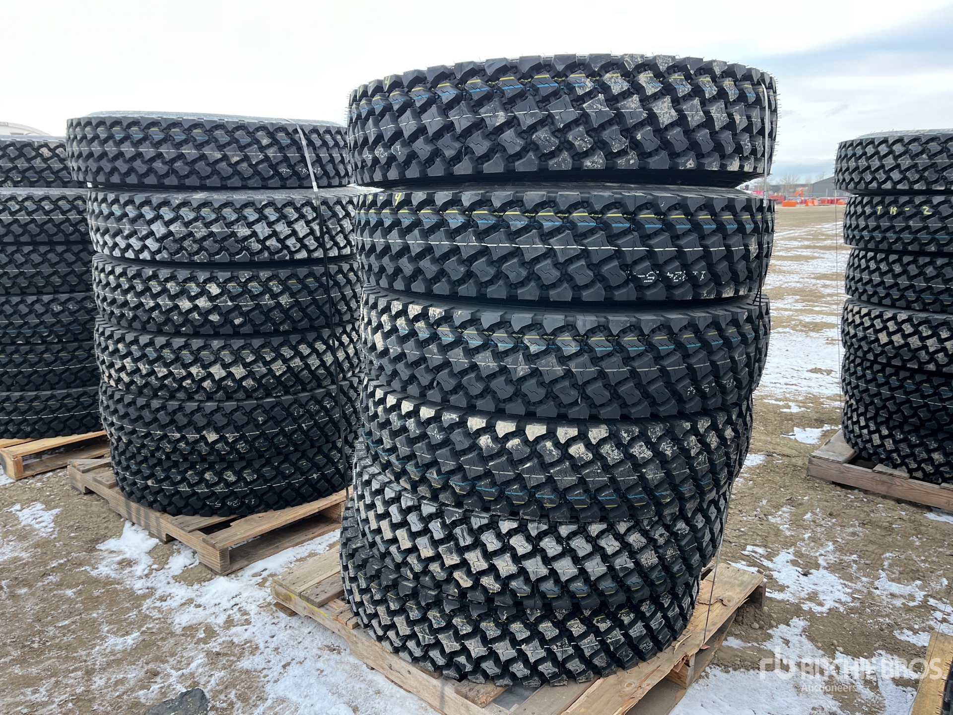 Aspect général with Image, coin arrière gauche