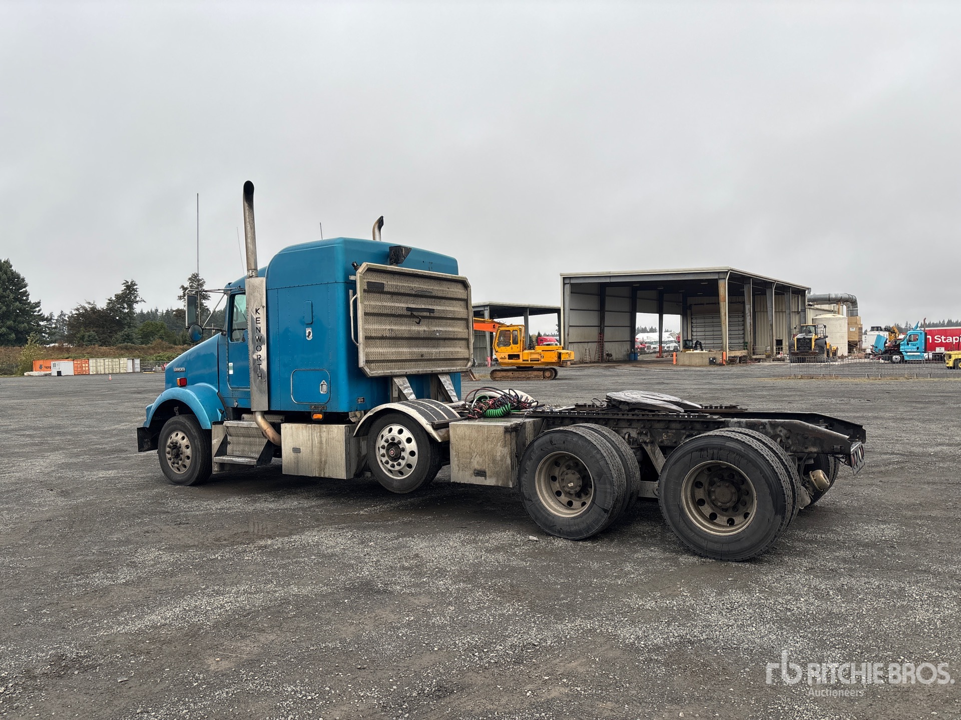 General Appearance with Bild, Ecke hinten links