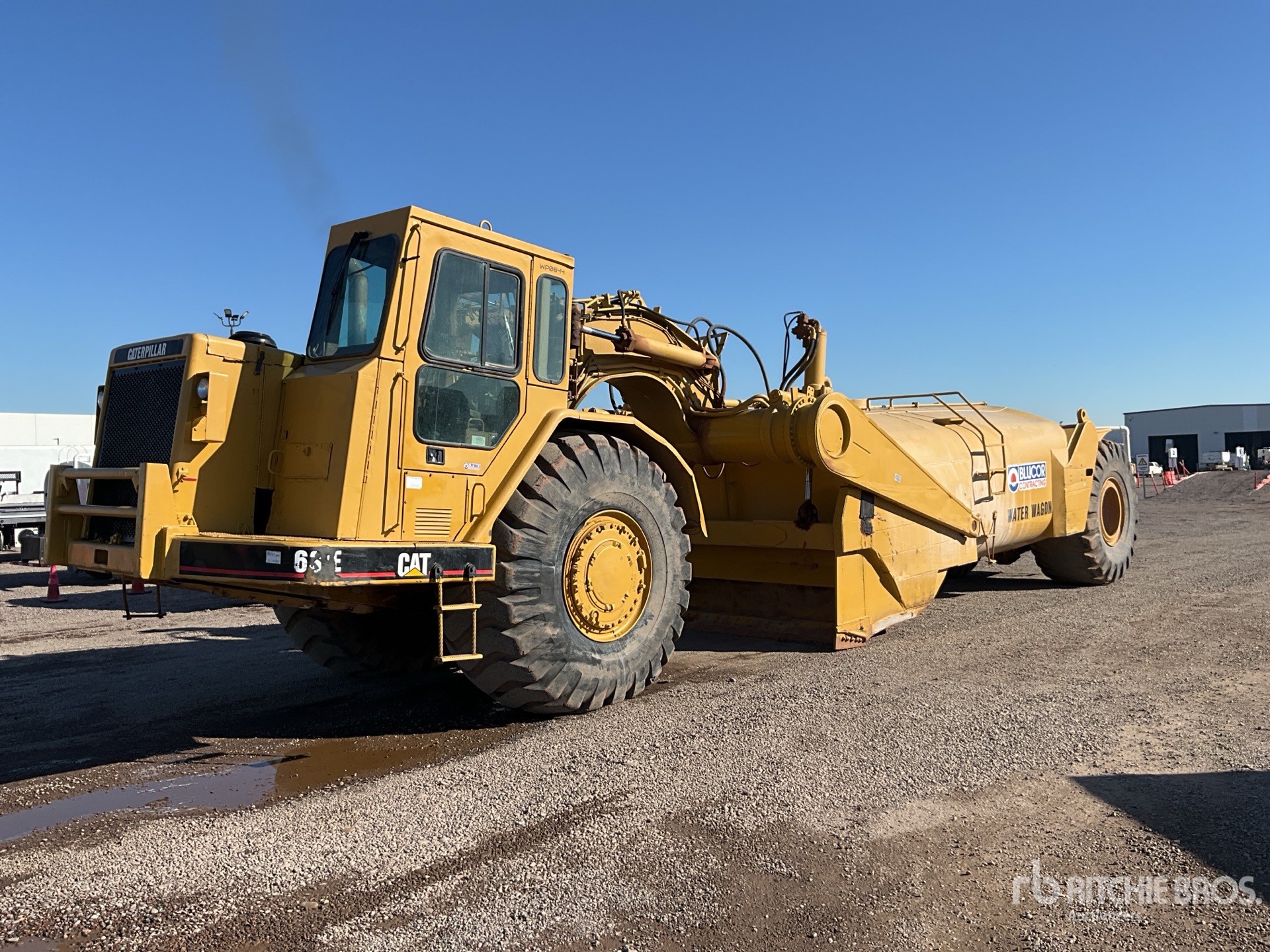 General Appearance with Featured Photo