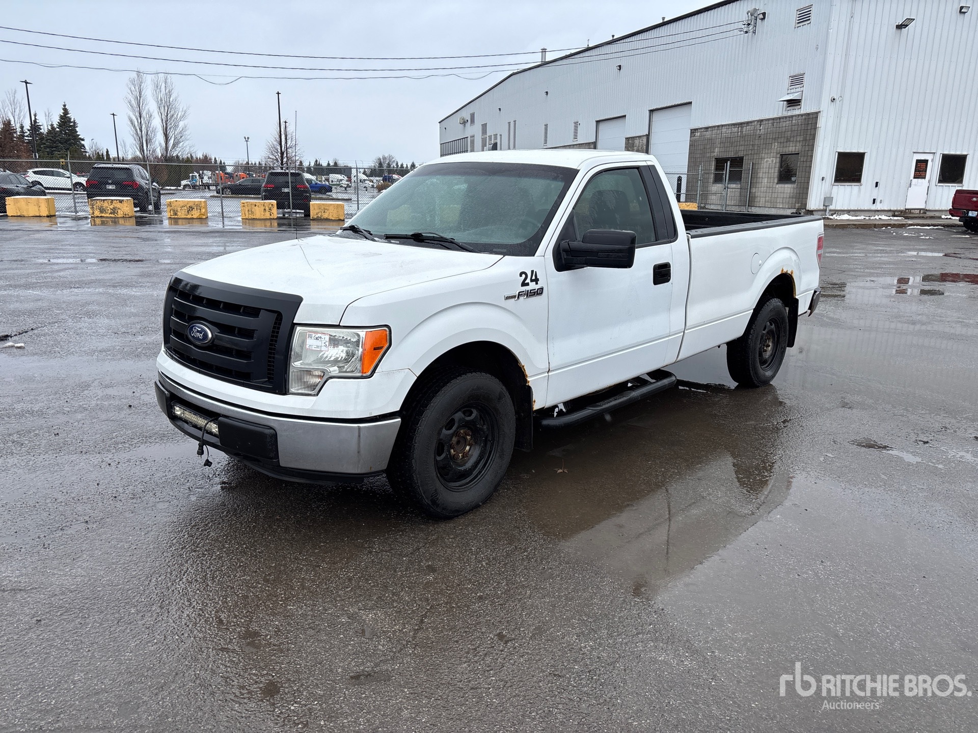 General Appearance with Picture, Left Front Corner