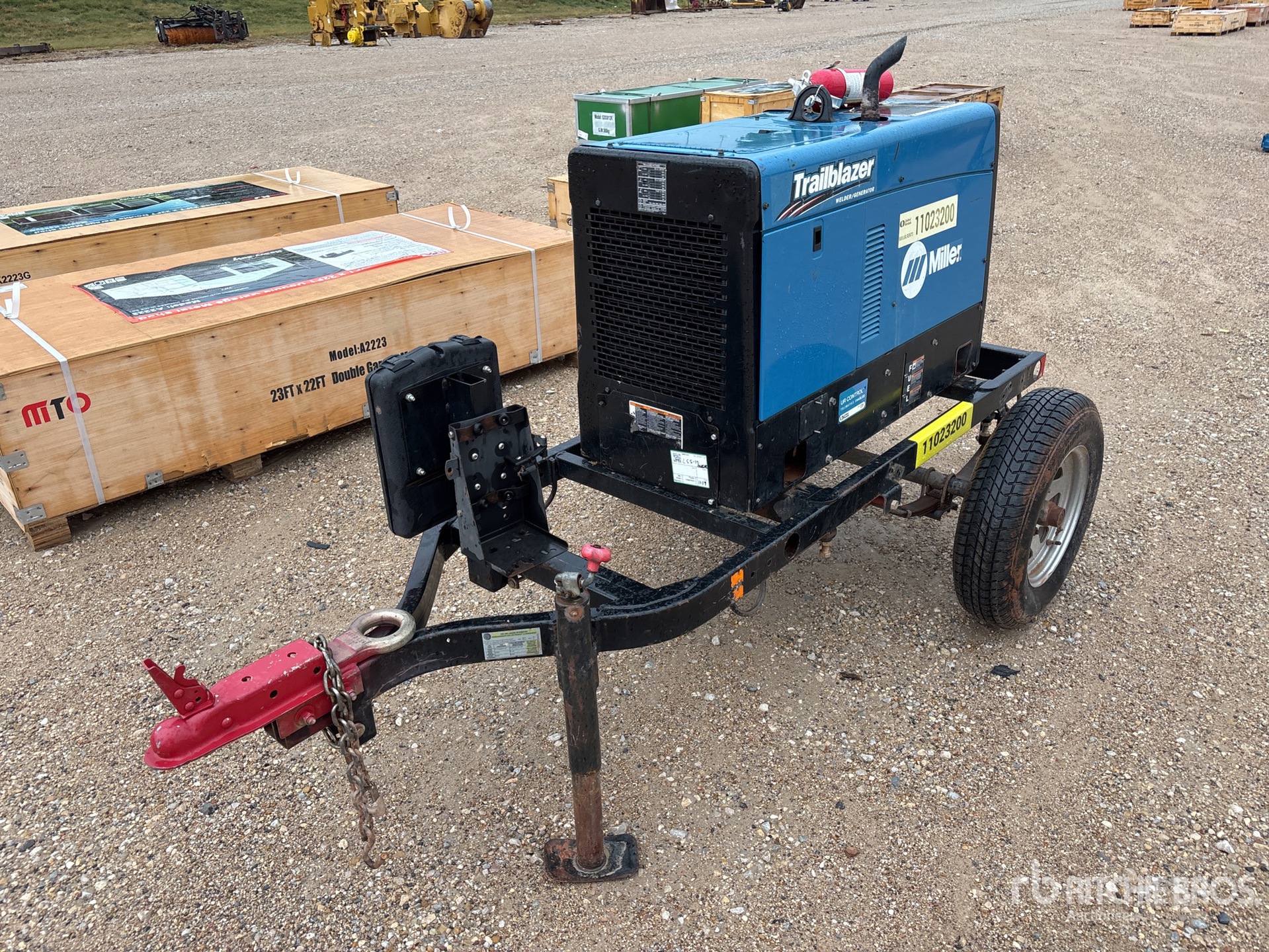 General Appearance with Picture, Left Front Corner