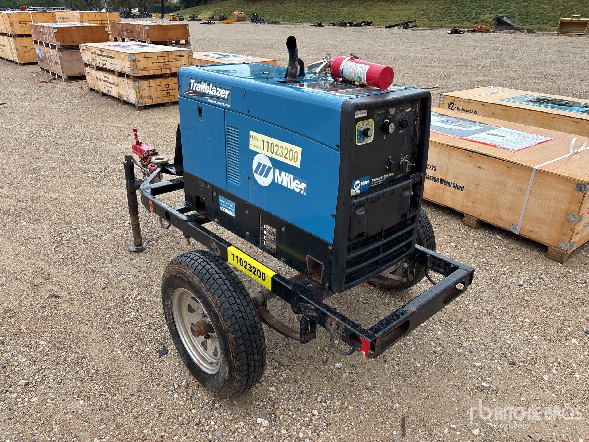 General Appearance with Picture, Left Rear Corner