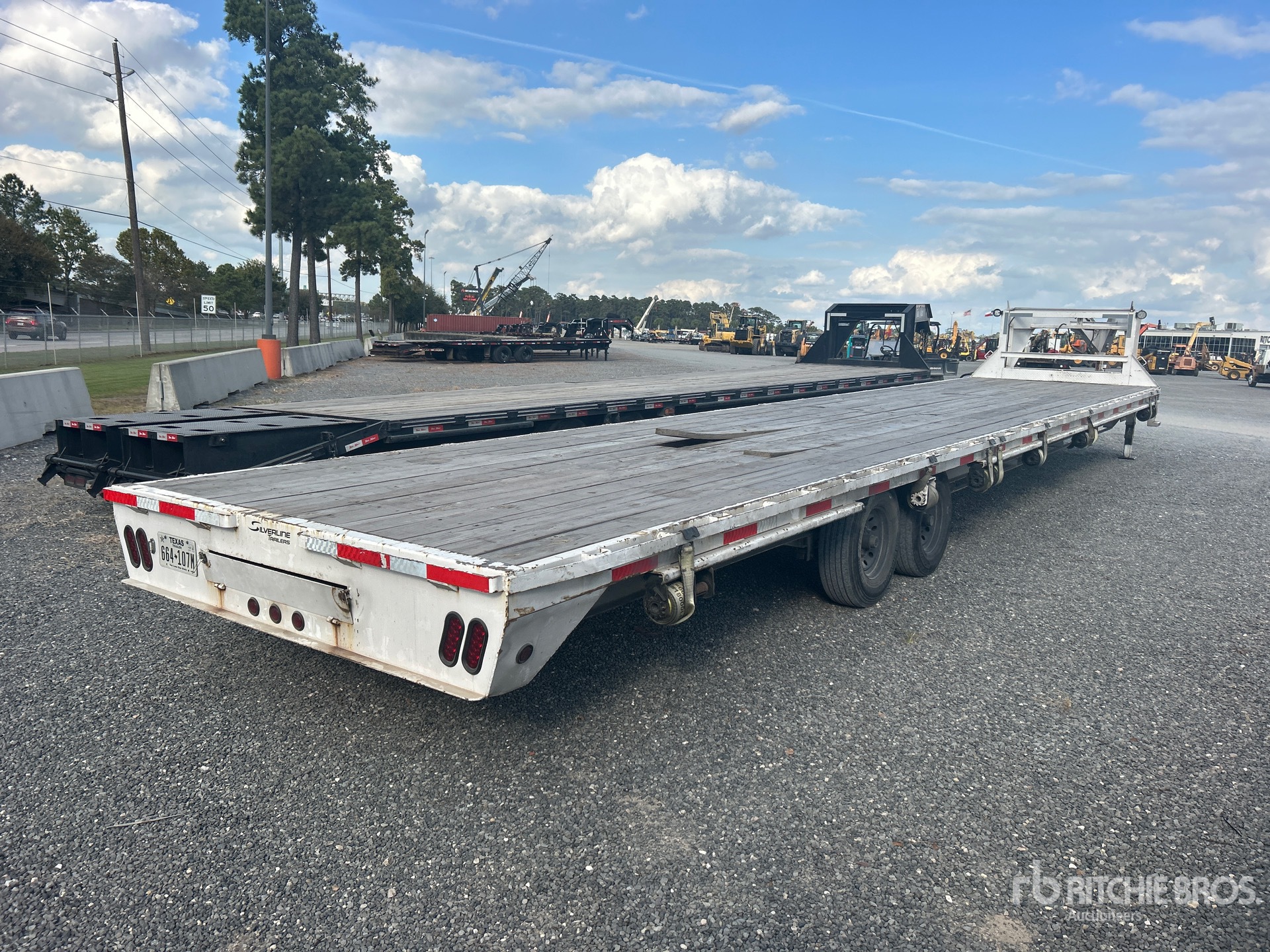 General Appearance with Imagen: esquina trasera derecha