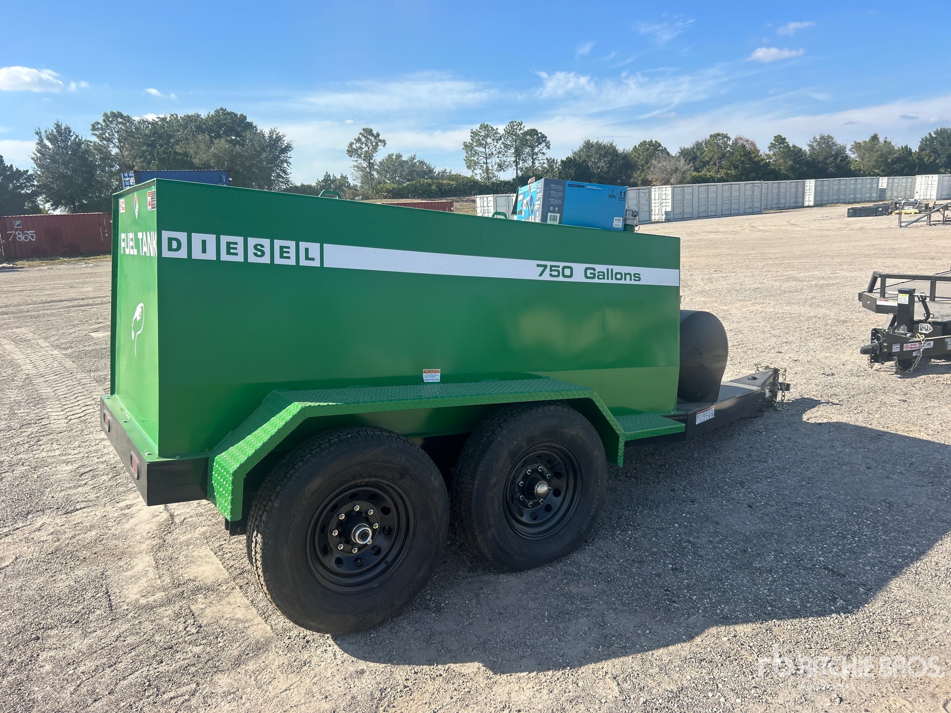 General Appearance with Foto, angolo anteriore sinistro