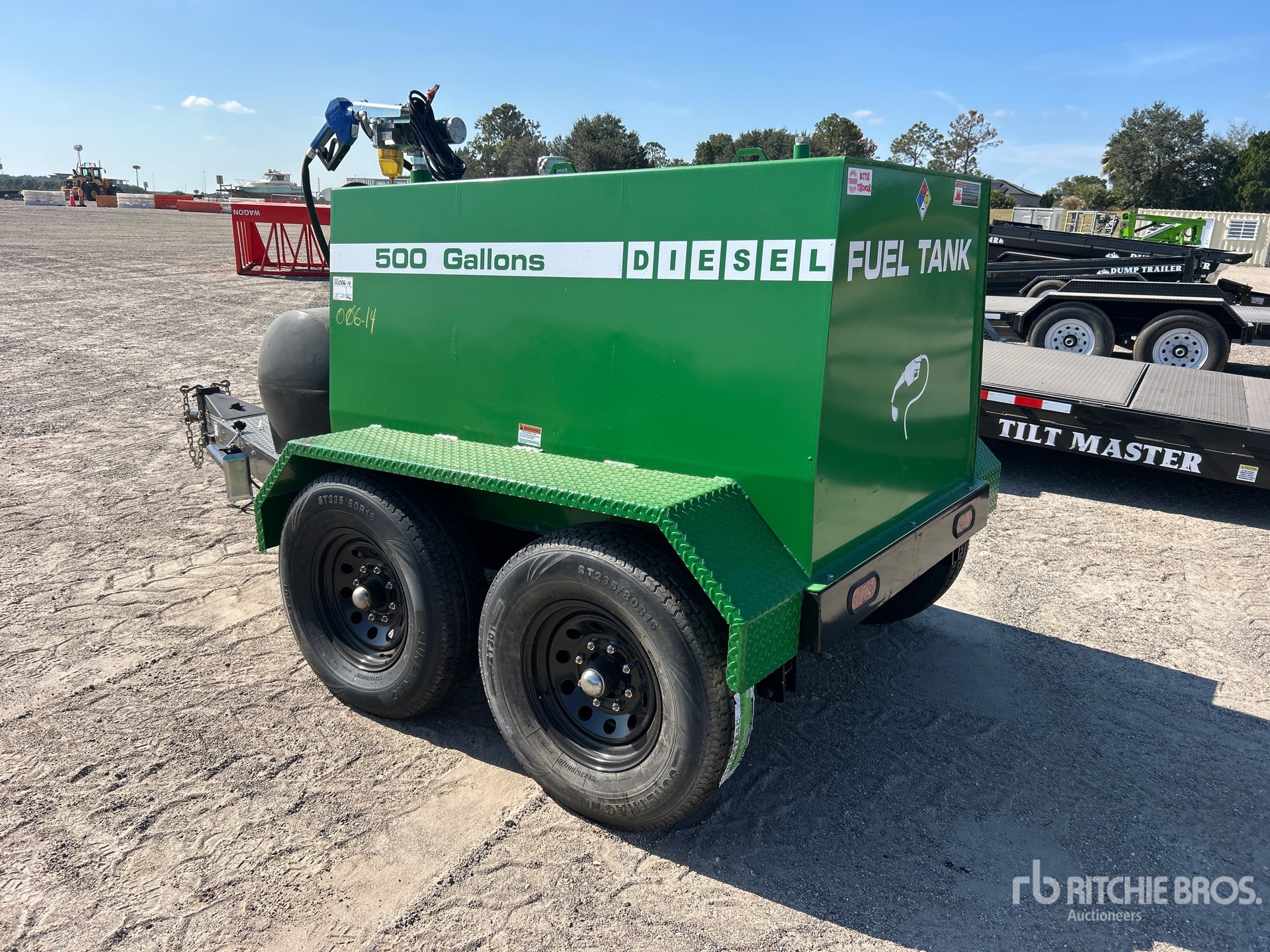 Aspect général with Image, coin arrière gauche