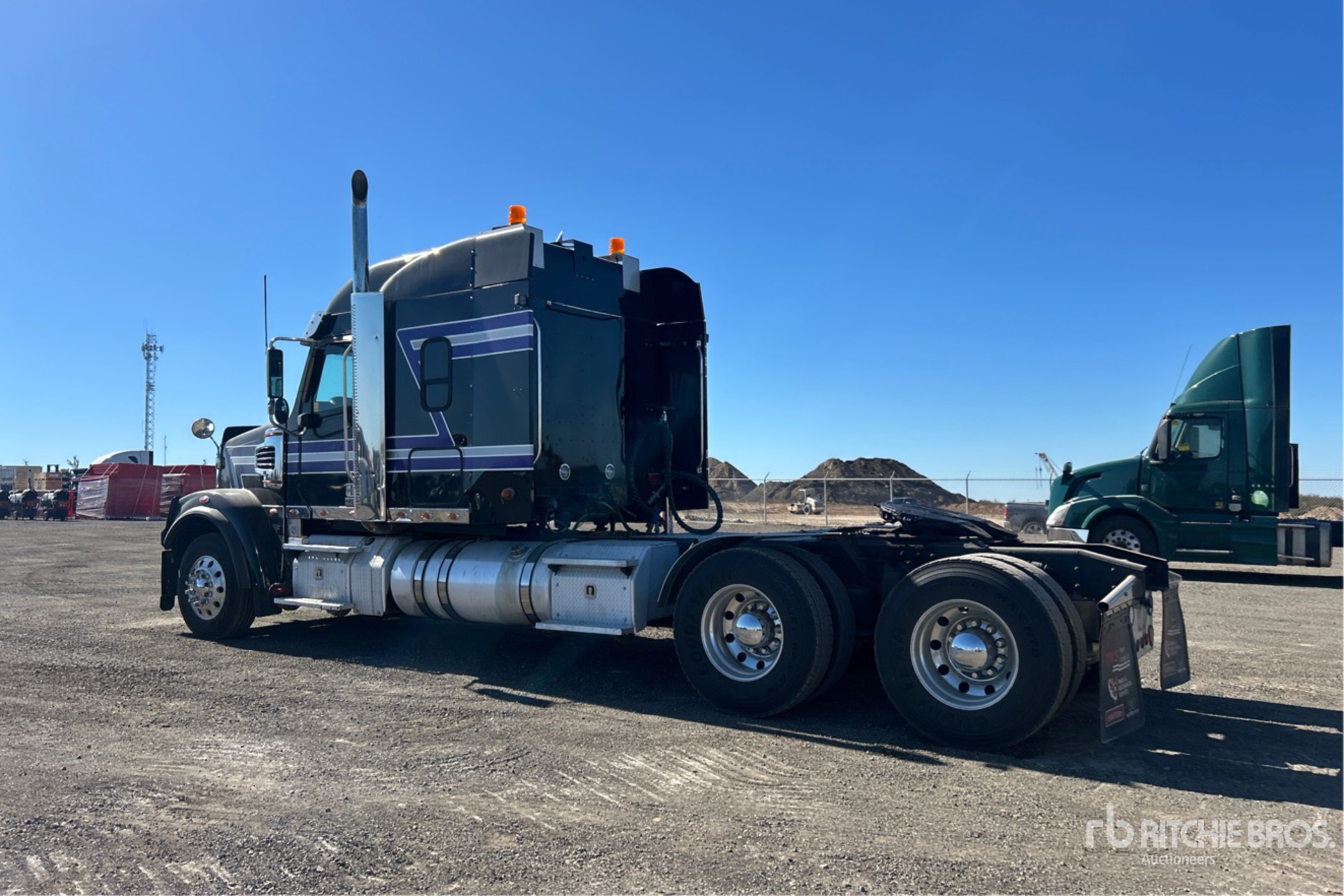 General Appearance with Imagen: esquina trasera izquierda