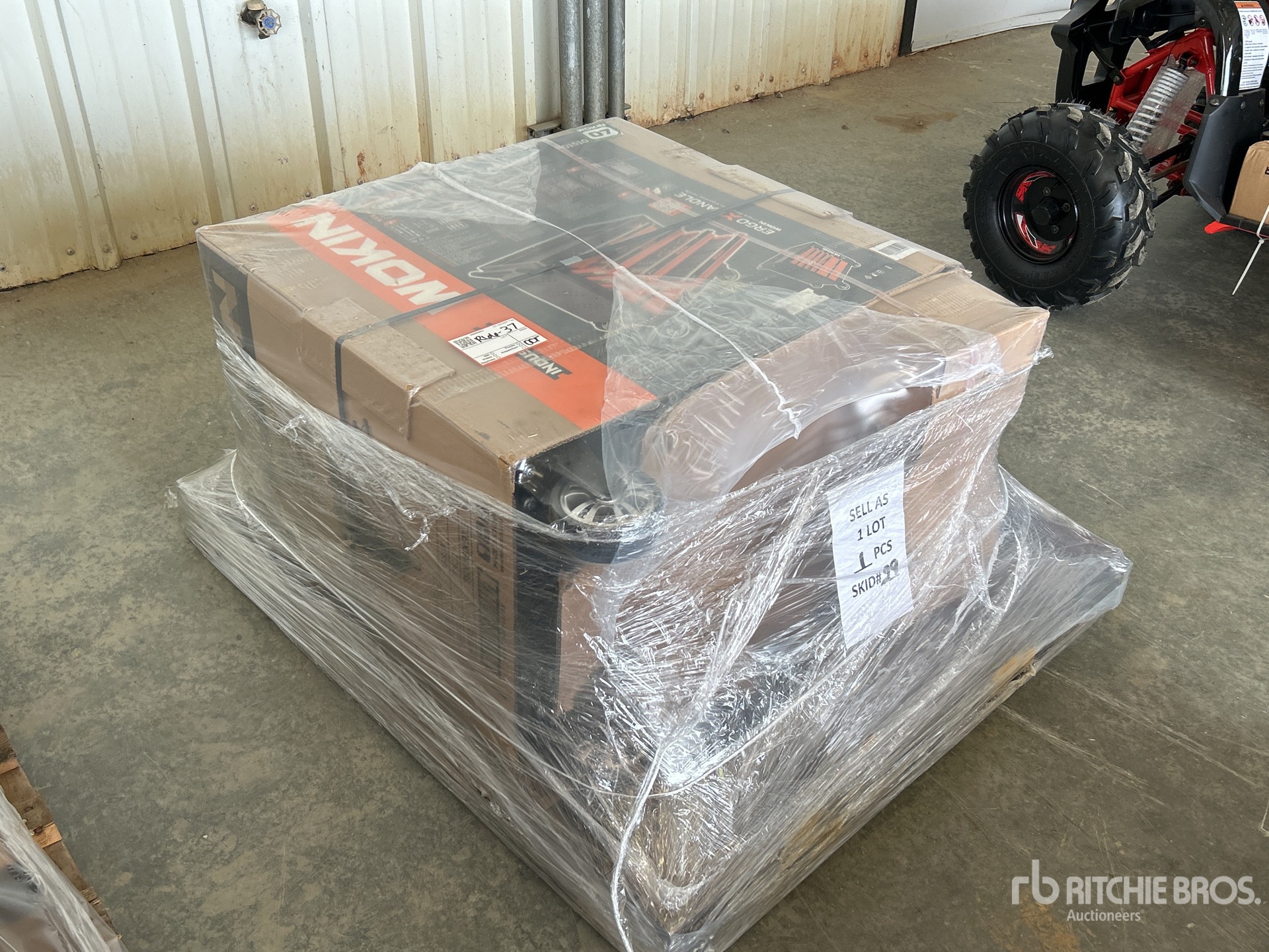 General Appearance with Foto, angolo anteriore destro