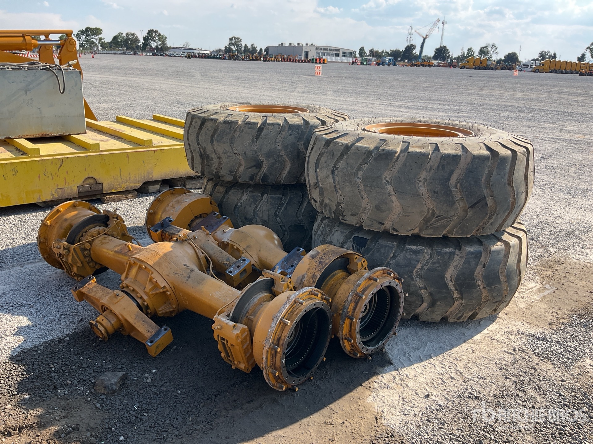 General Appearance with Imagen: esquina trasera derecha