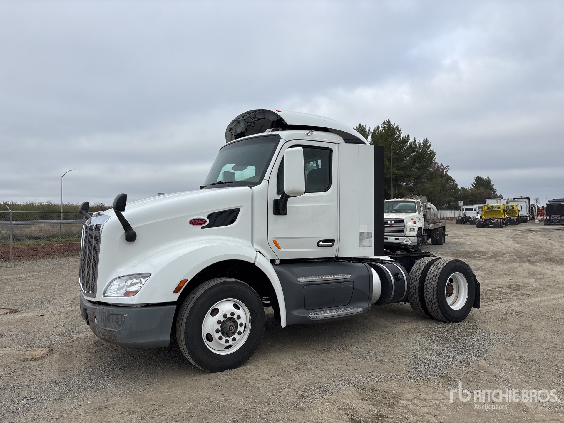 General Appearance with Imagen: esquina delantera izquierda