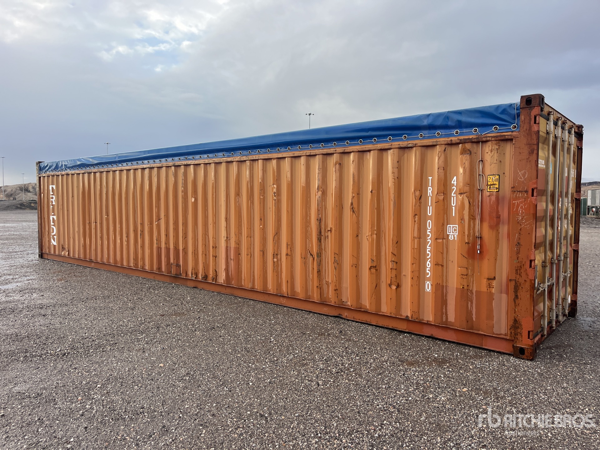 General Appearance with Picture, Right Front Corner