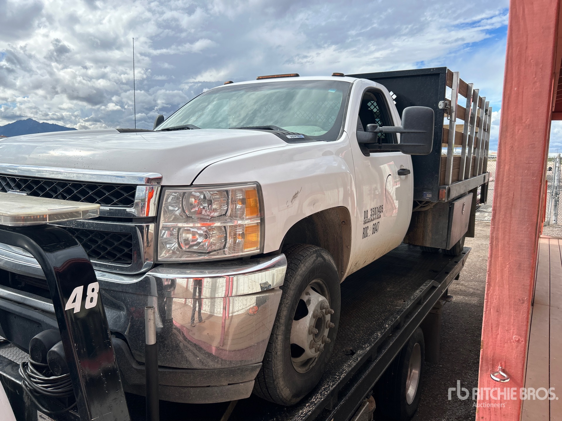 General Appearance with Featured Photo