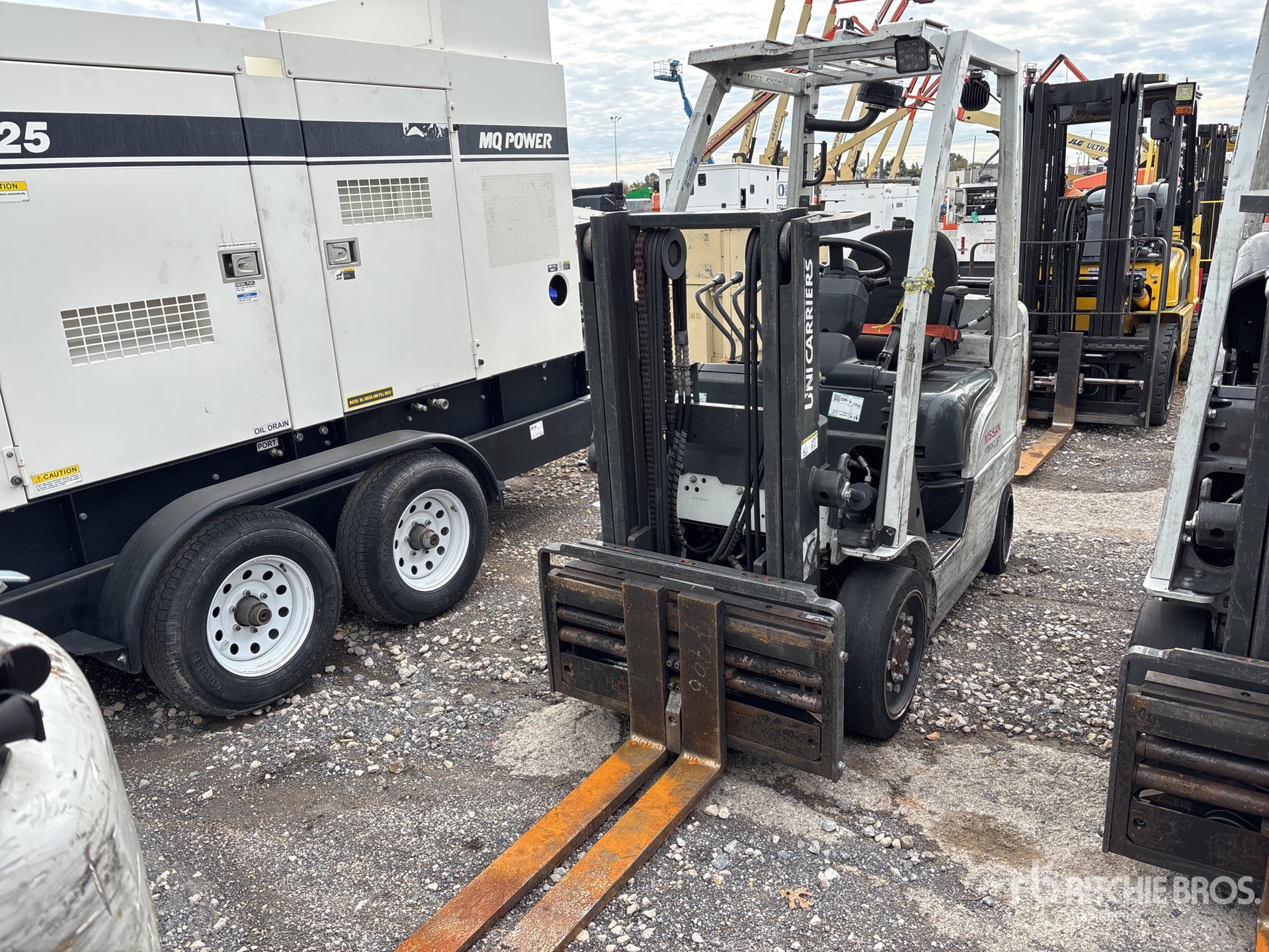 General Appearance with Featured Photo