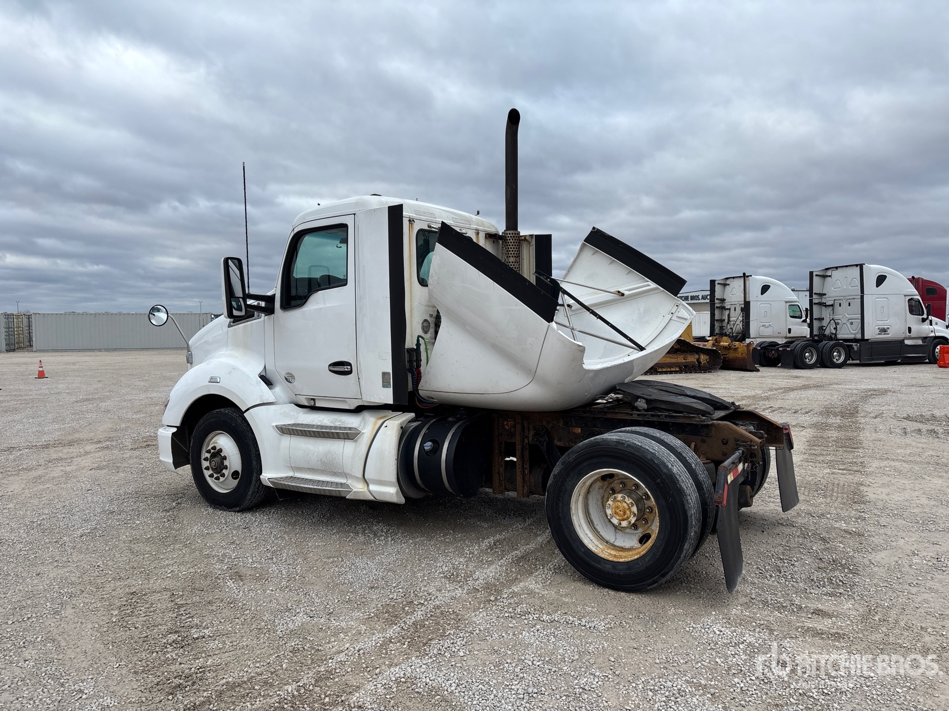 General Appearance with Imagen: esquina trasera izquierda