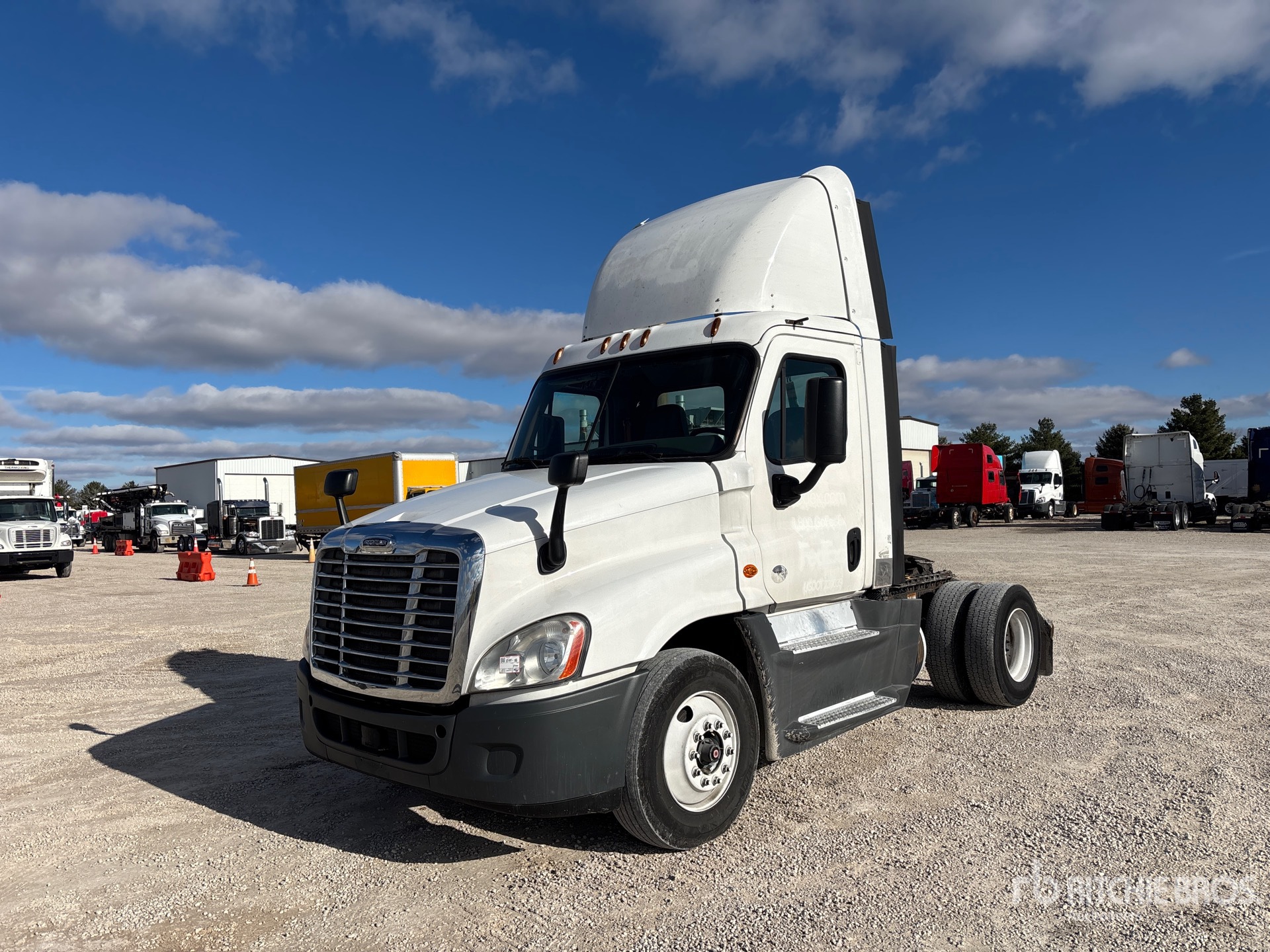 General Appearance with Imagen: esquina delantera izquierda