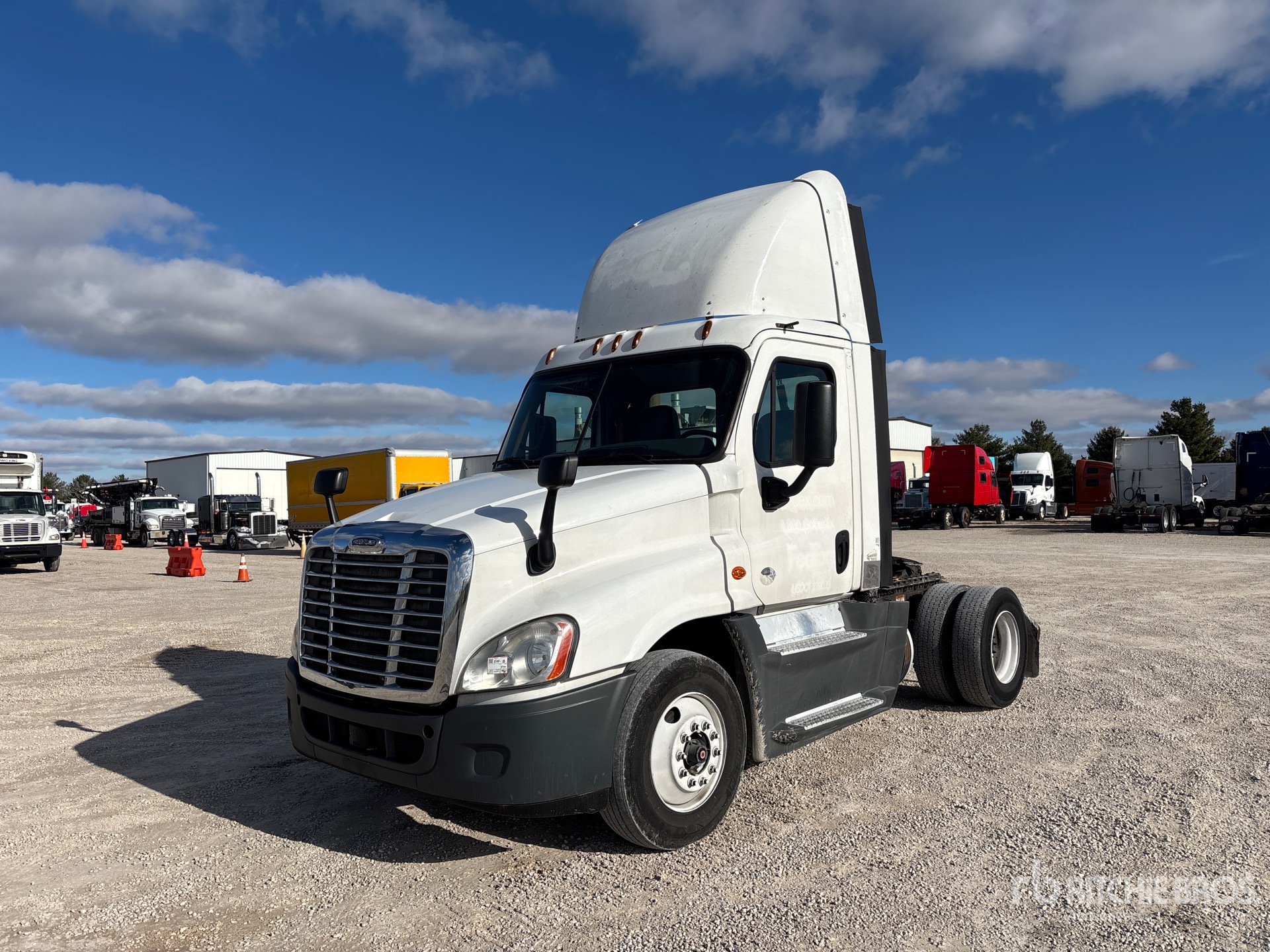 General Appearance with Featured Photo