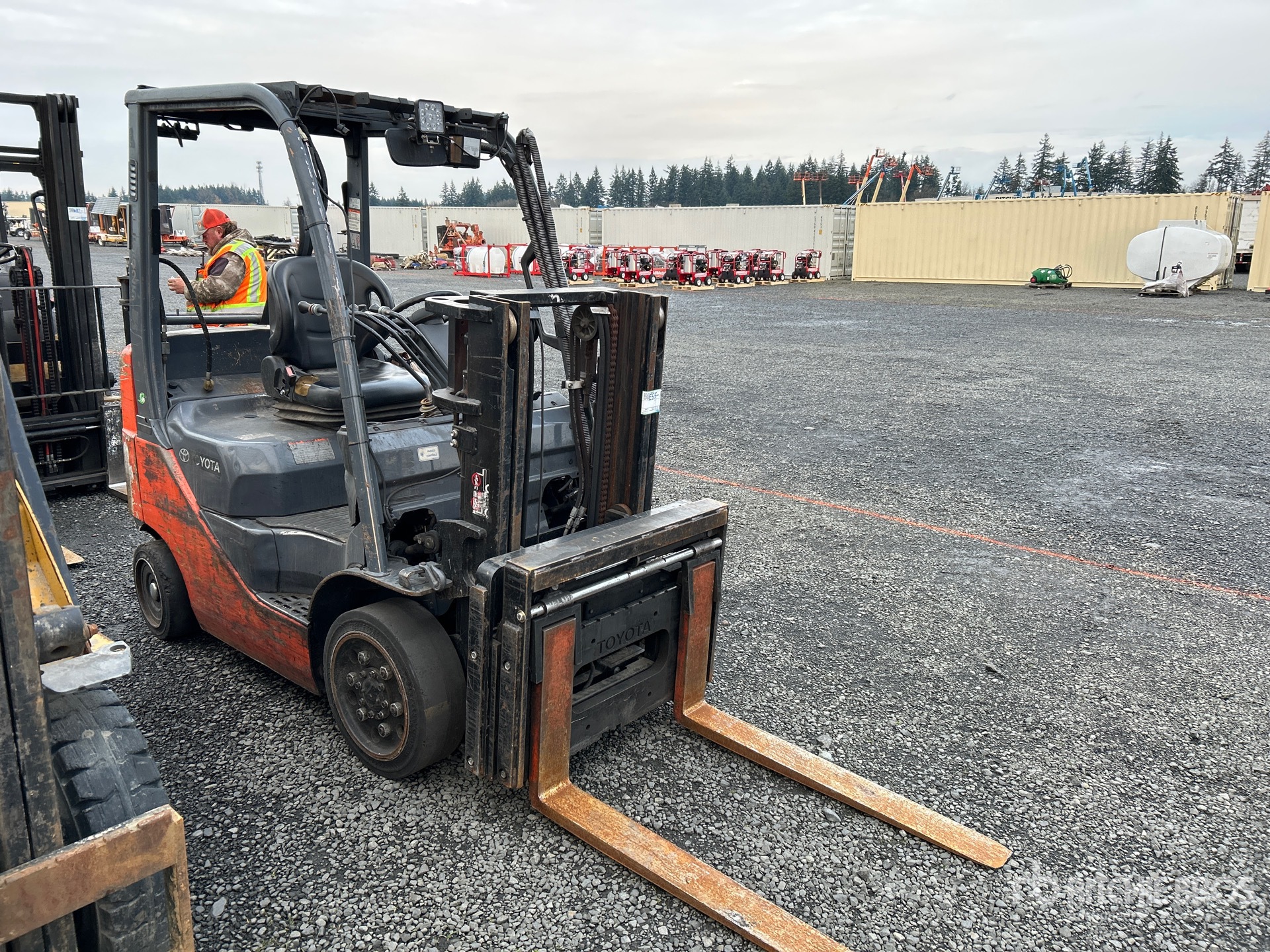 General Appearance with Picture, Right Front Corner