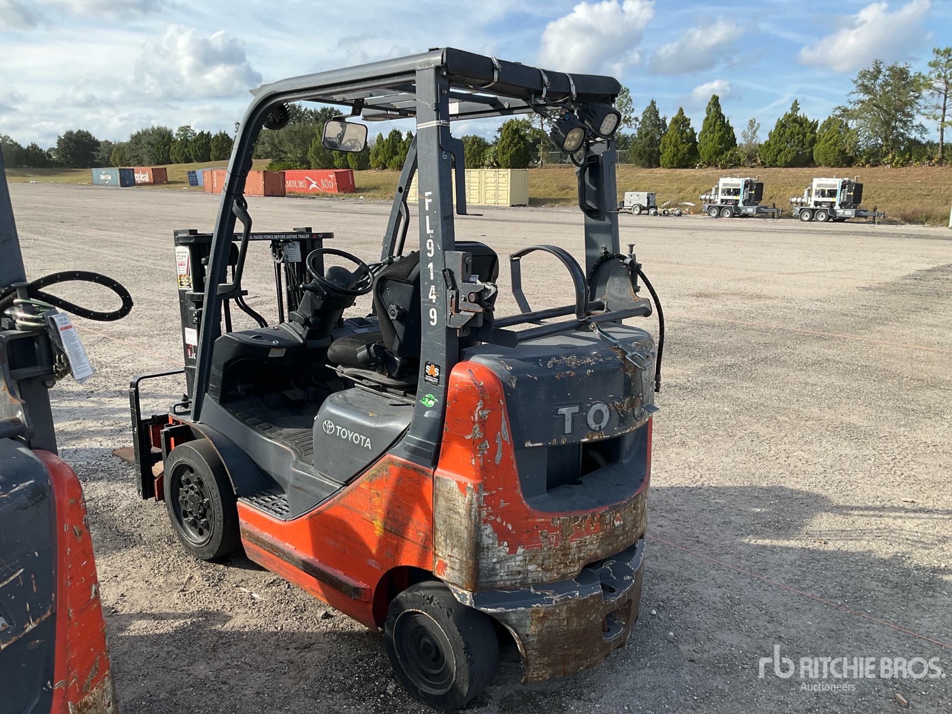 General Appearance with Picture, Left Rear Corner