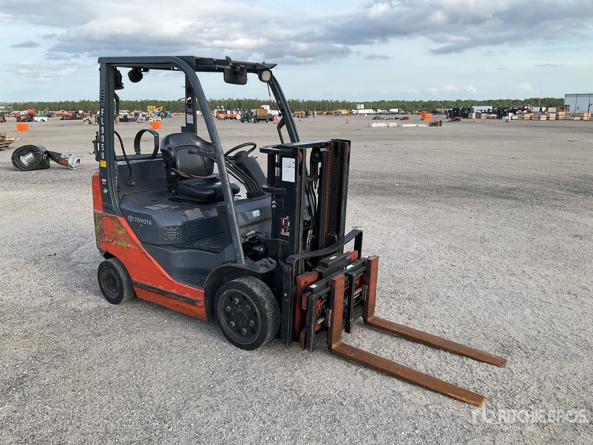 General Appearance with Zdjęcie, prawy górny róg