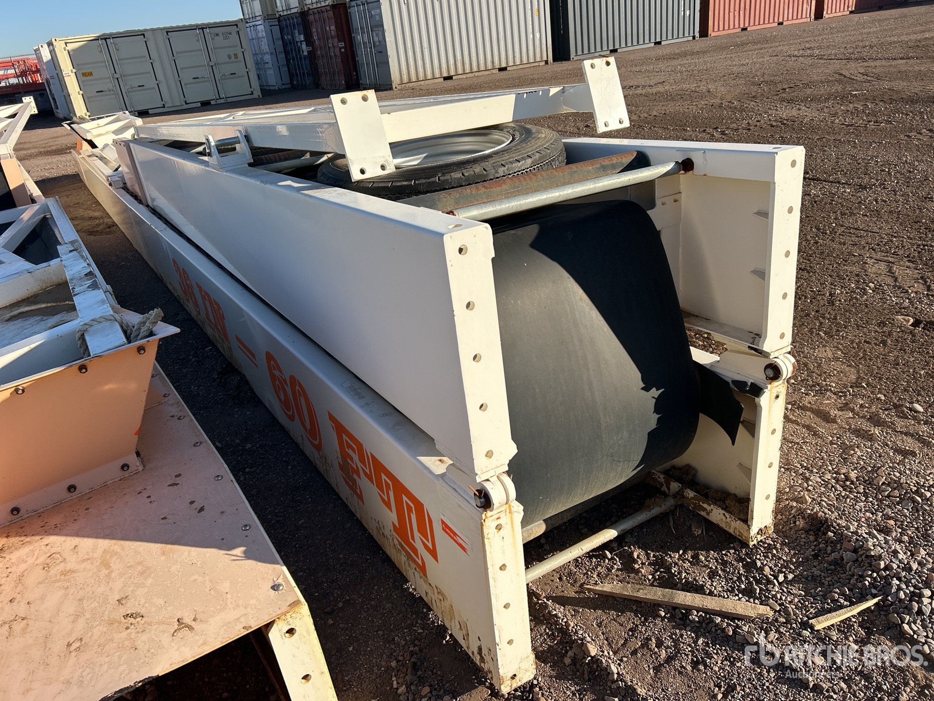 General Appearance with Imagen: esquina trasera derecha