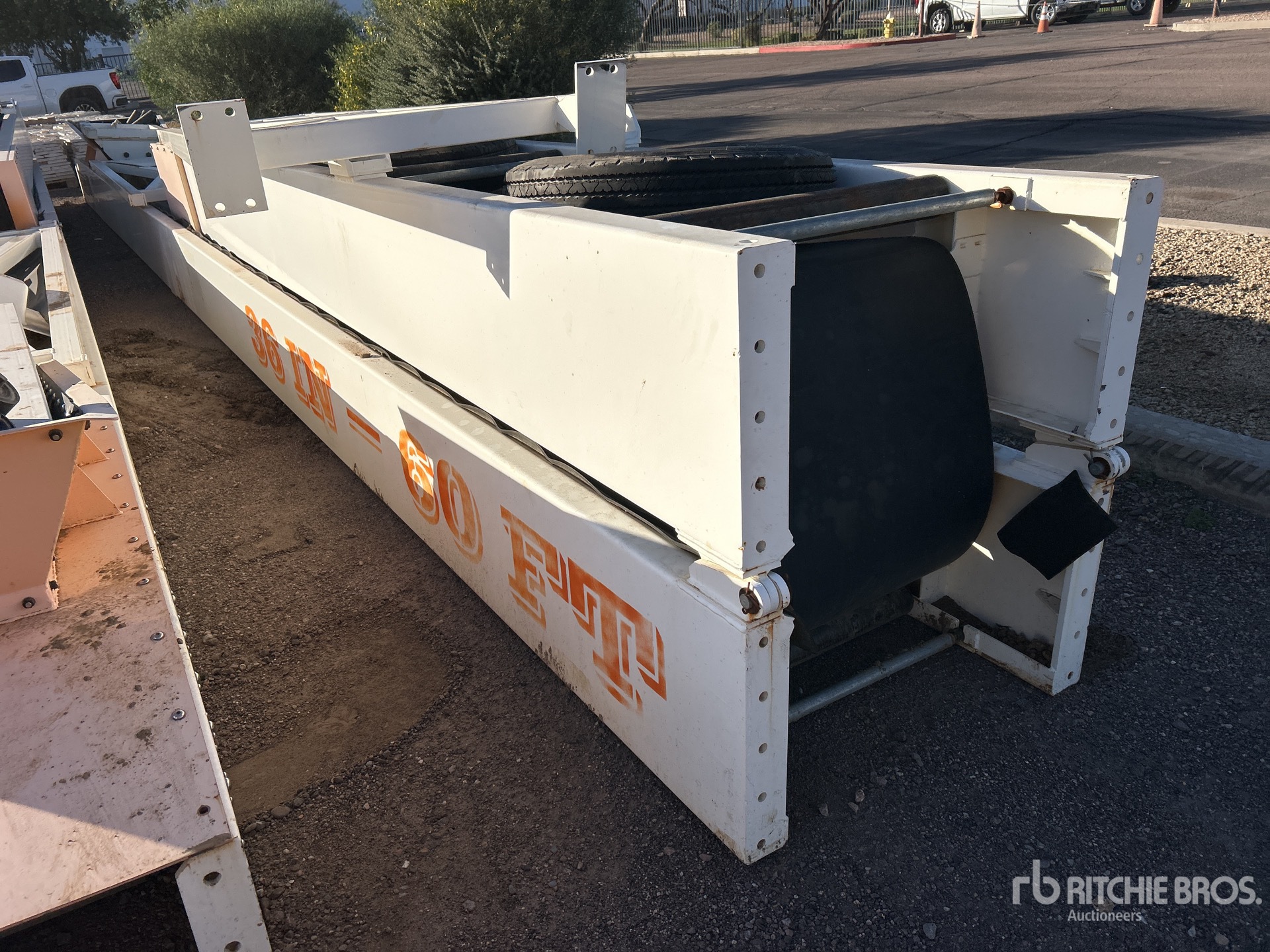 General Appearance with Imagen: esquina delantera derecha