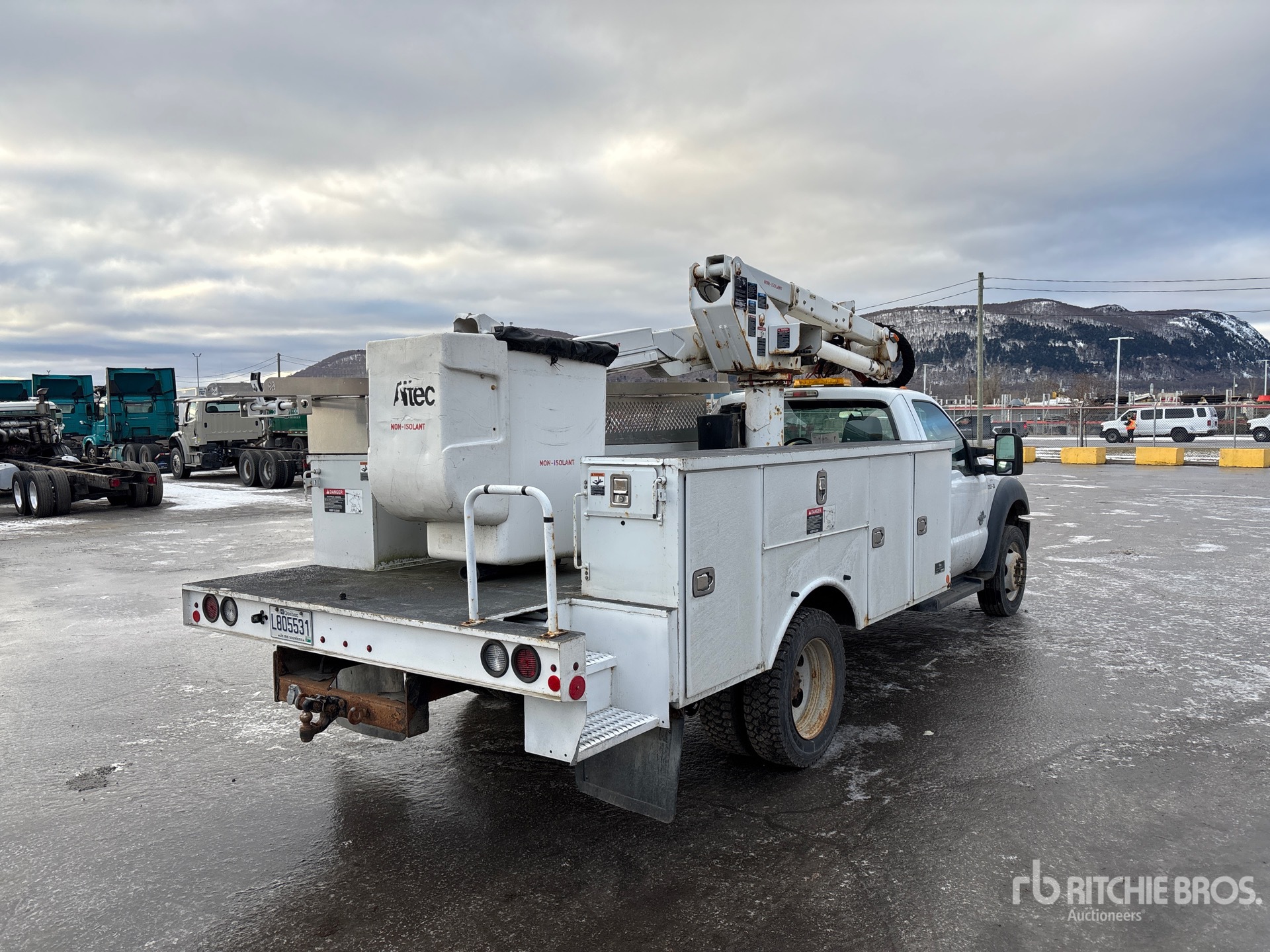 General Appearance with Picture, Right Rear Corner