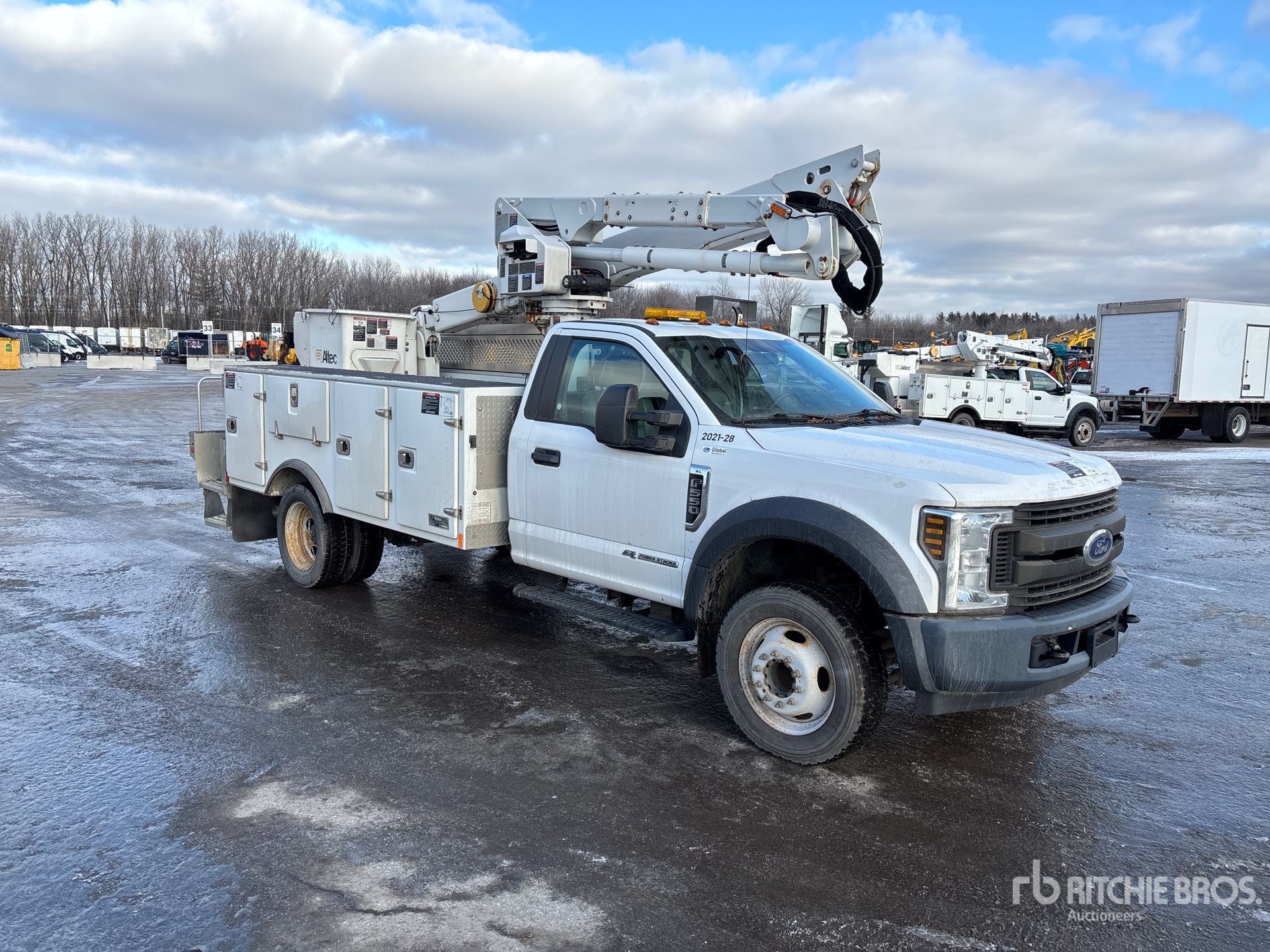 General Appearance with Picture, Right Front Corner