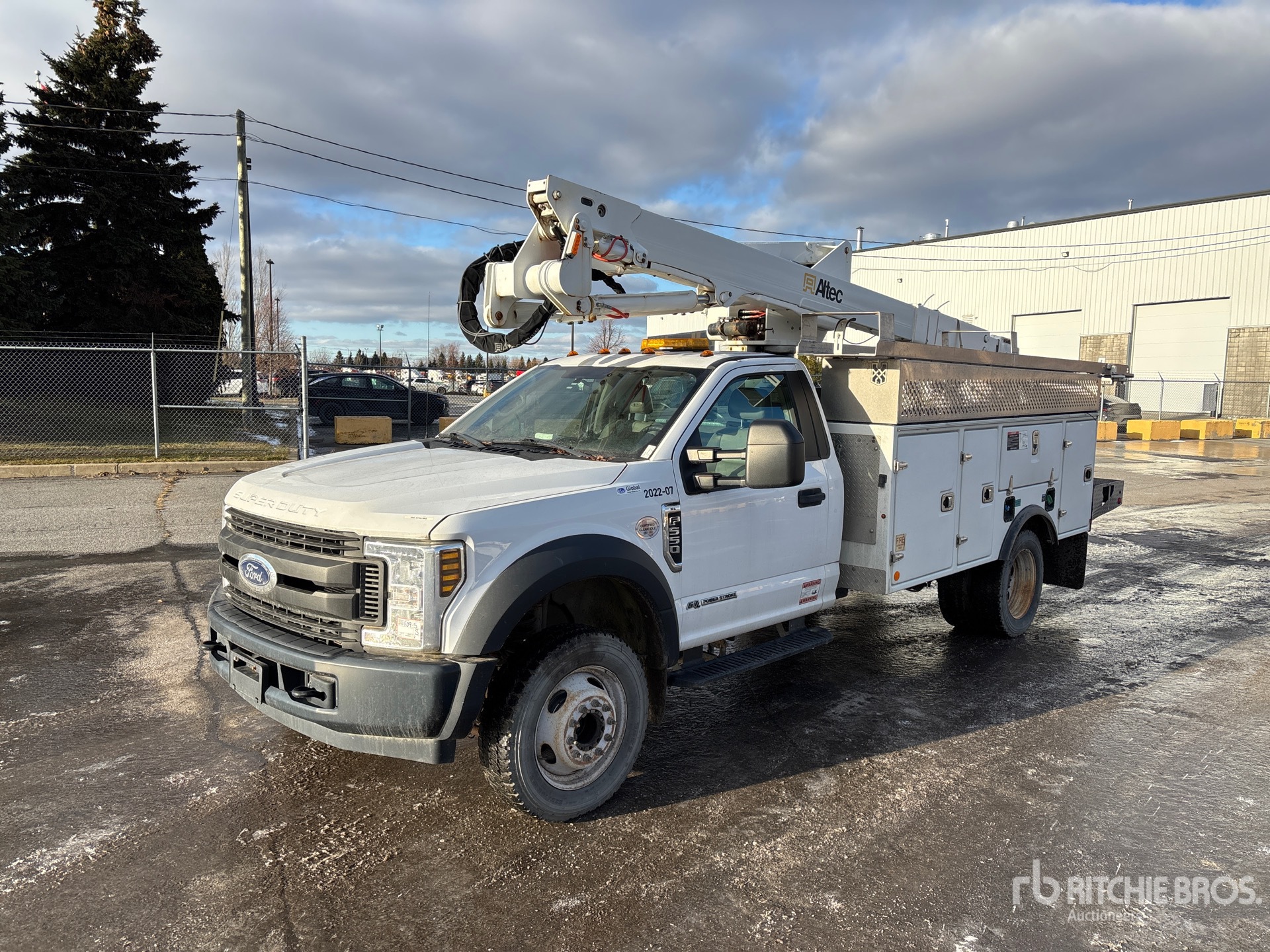 General Appearance with Featured Photo