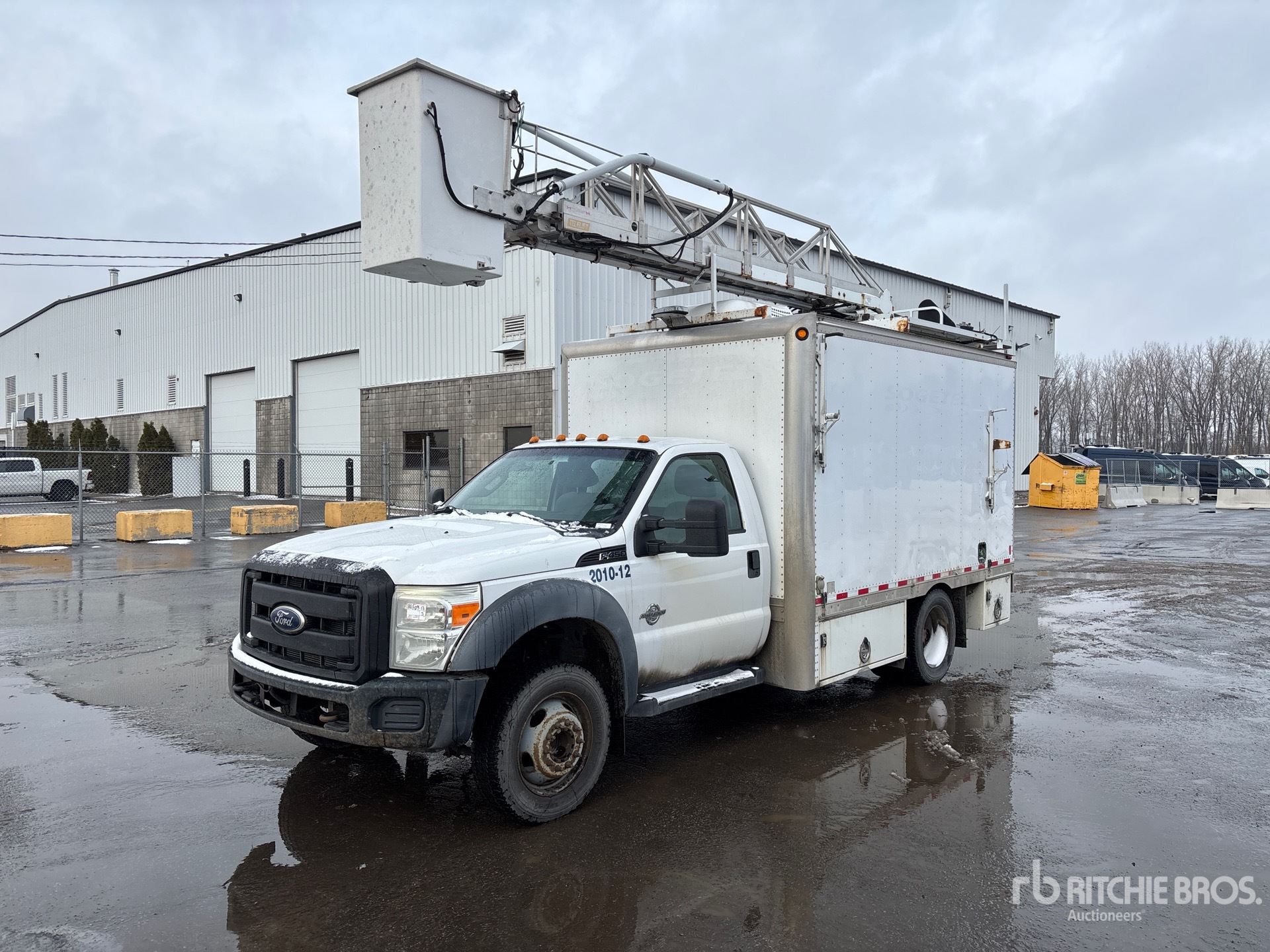 General Appearance with Image, coin avant gauche