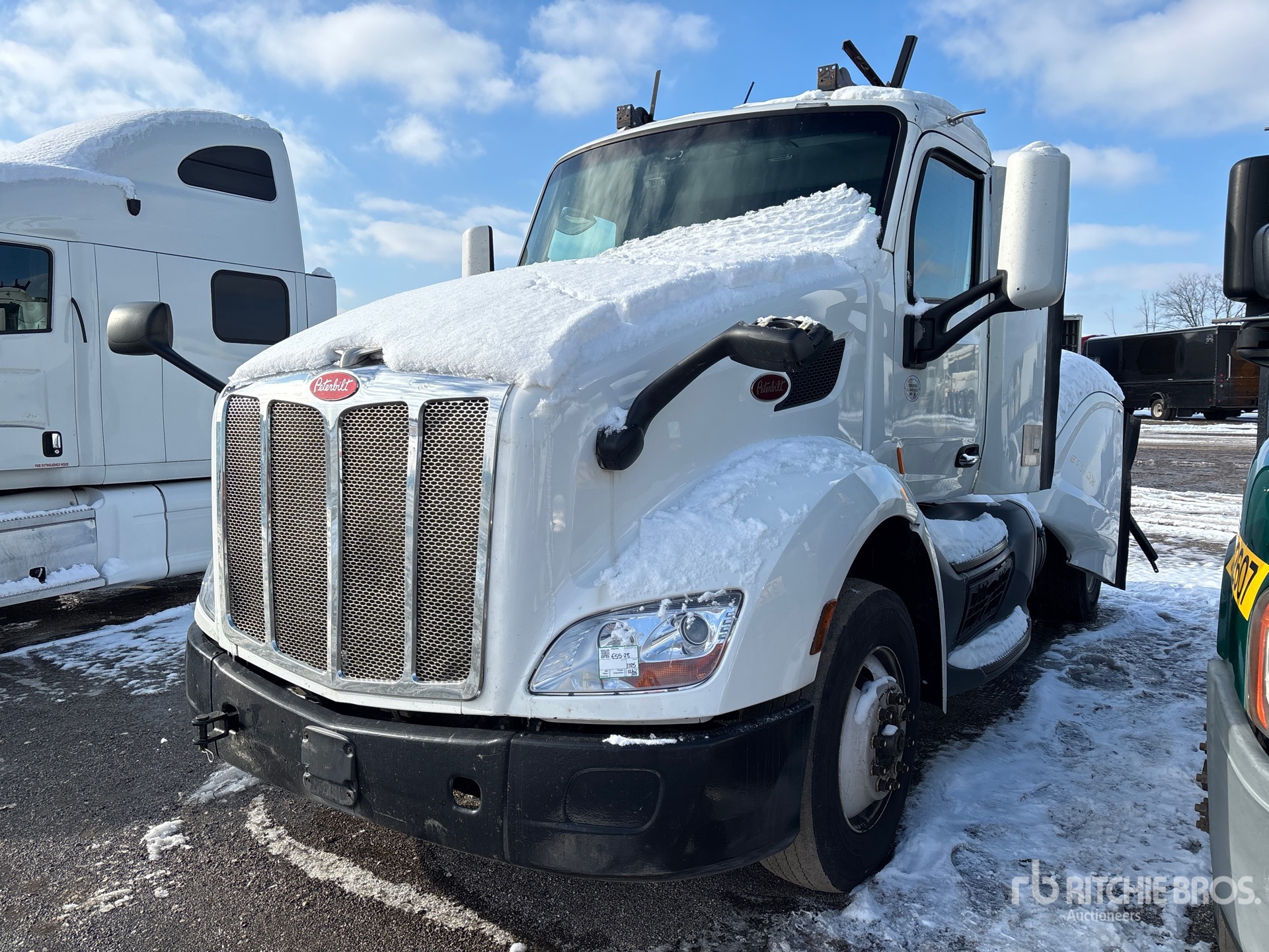 General Appearance with Picture, Left Front Corner